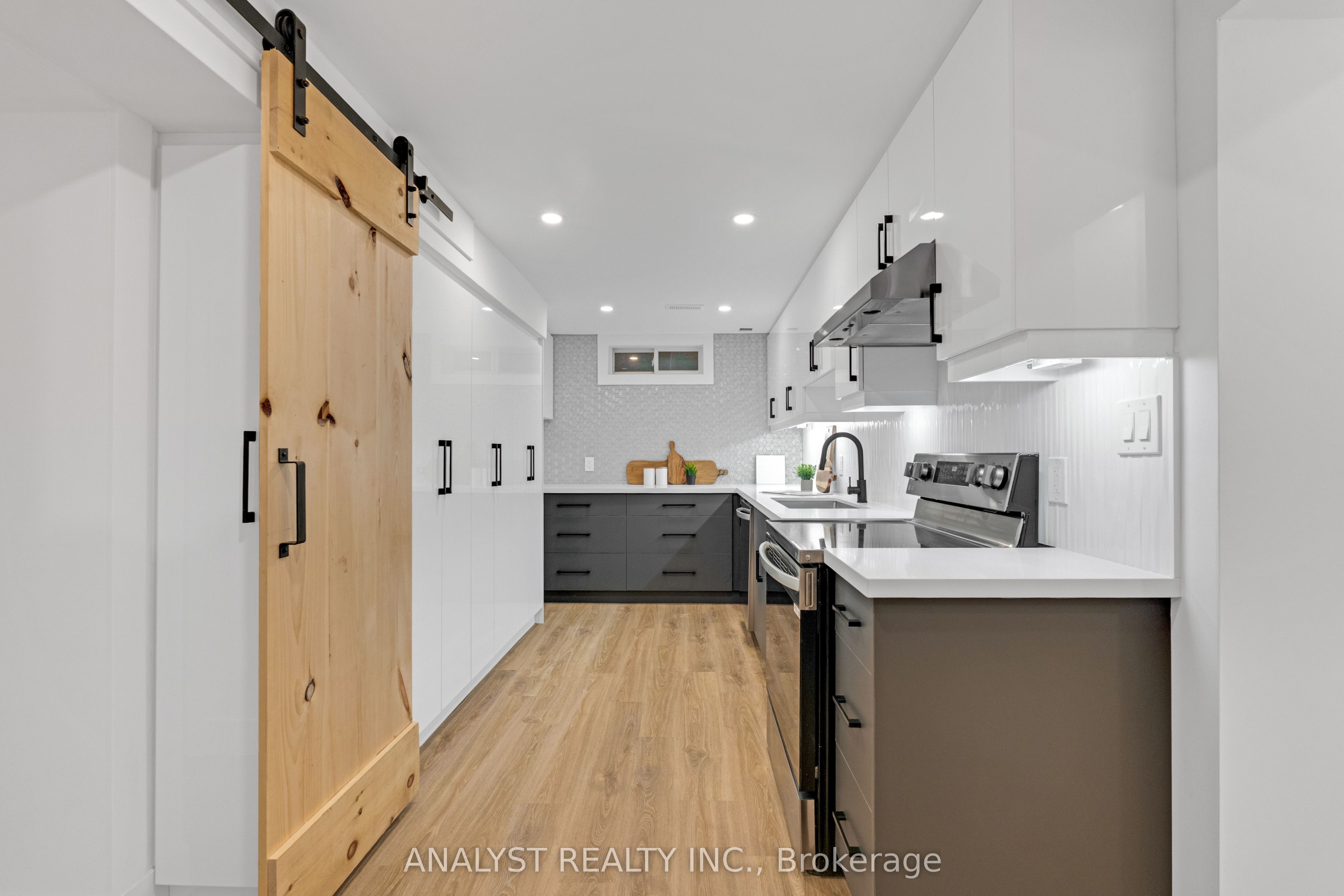36 Norman Avenue Property Photo 26