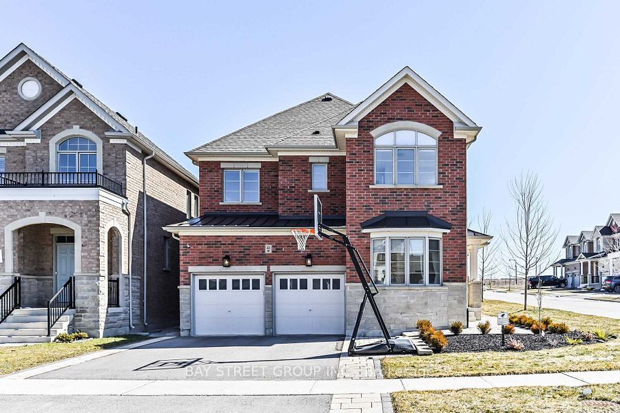44 Clara May Avenue Property Photo 1