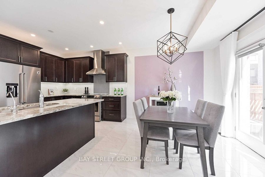 44 Clara May Avenue Property Photo 7