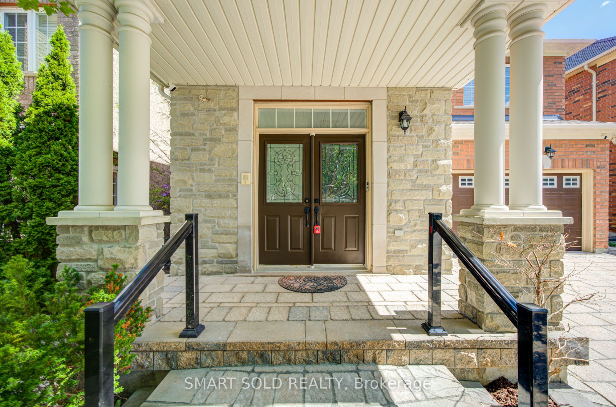 39 Schuster Lane Property Photo 3