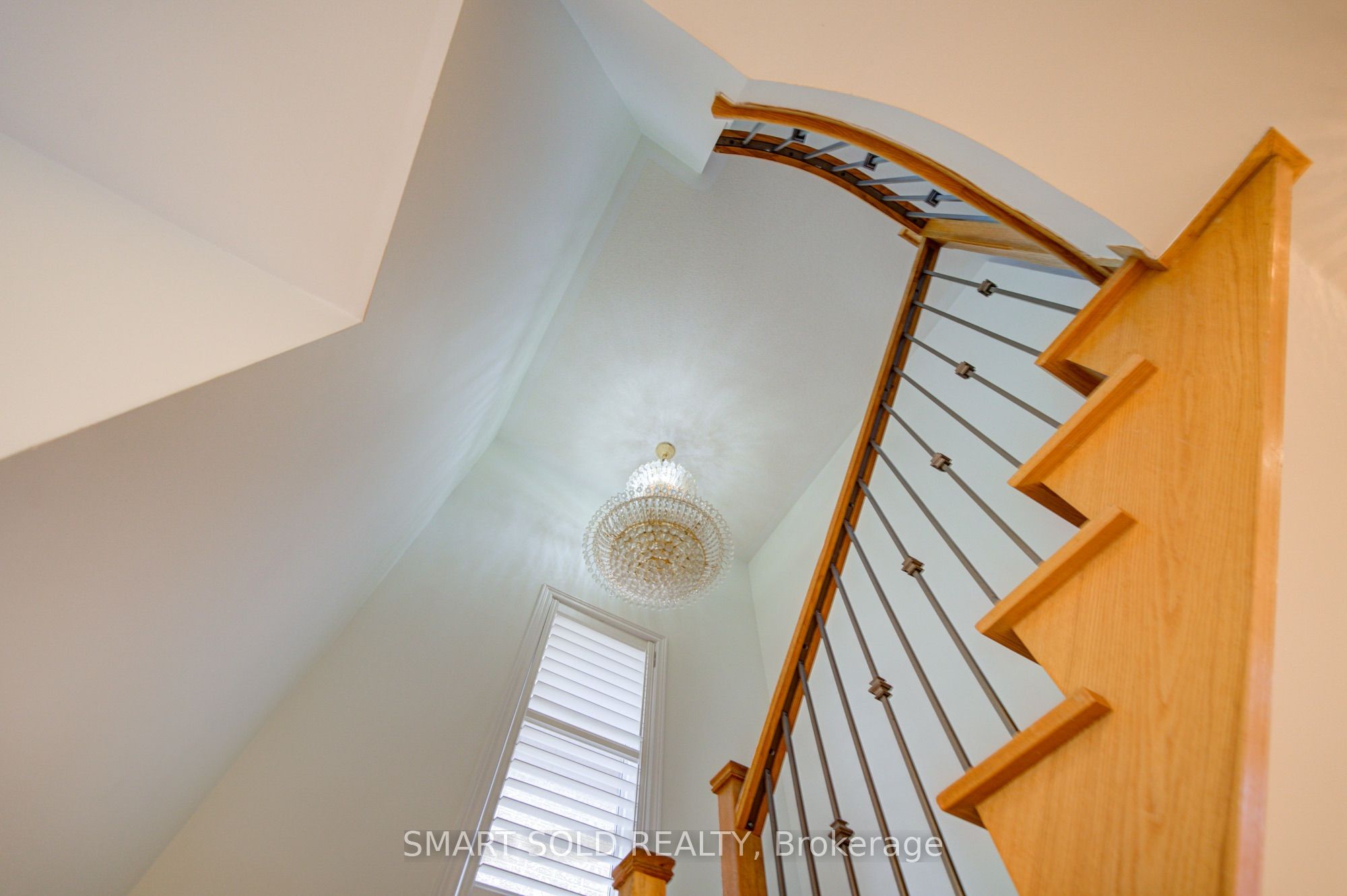 39 Schuster Lane Property Photo 7