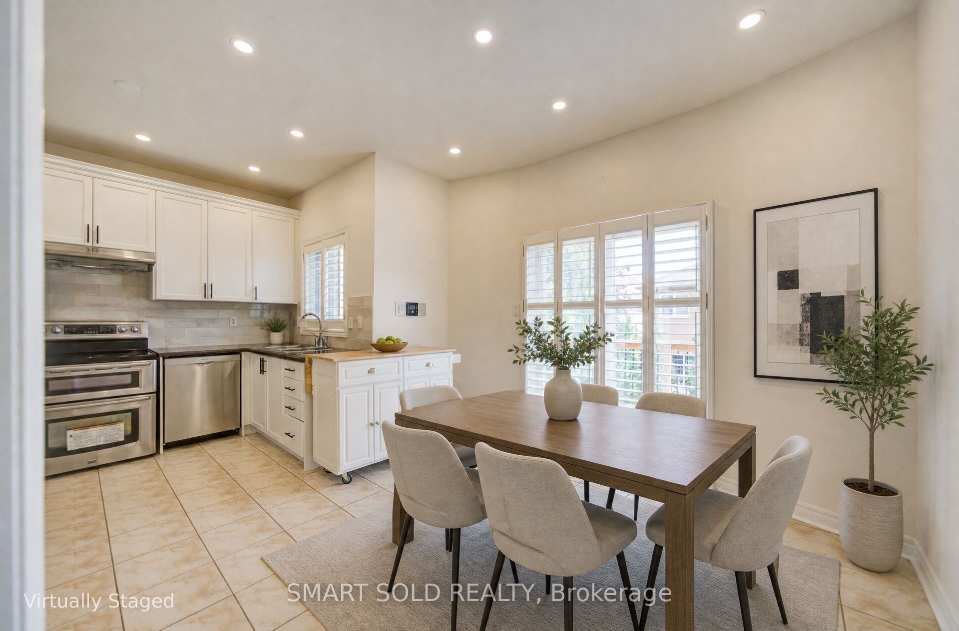 39 Schuster Lane Property Photo 10