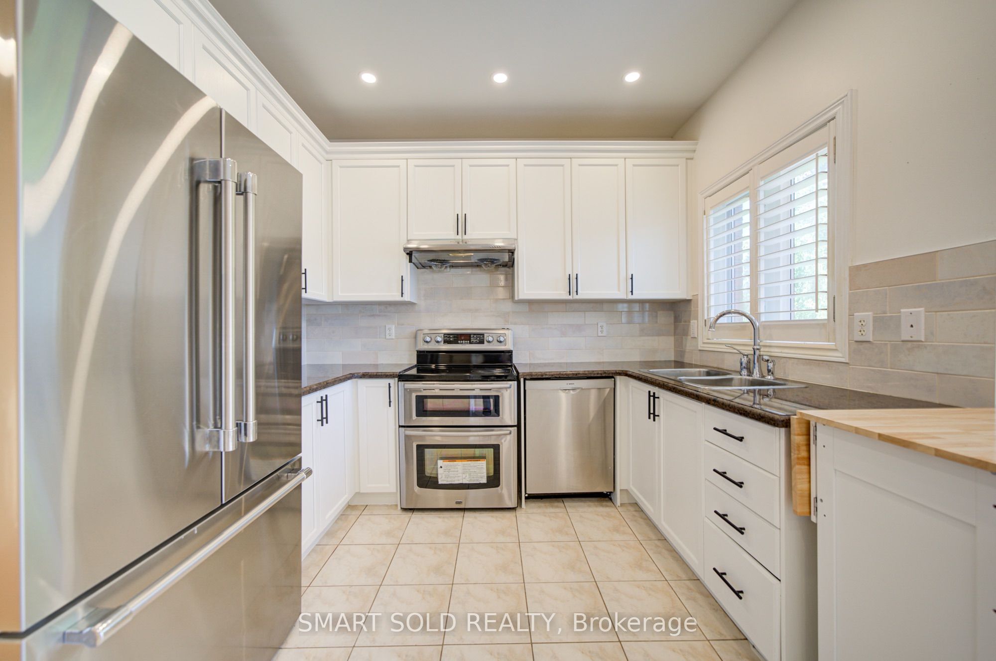 39 Schuster Lane Property Photo 12