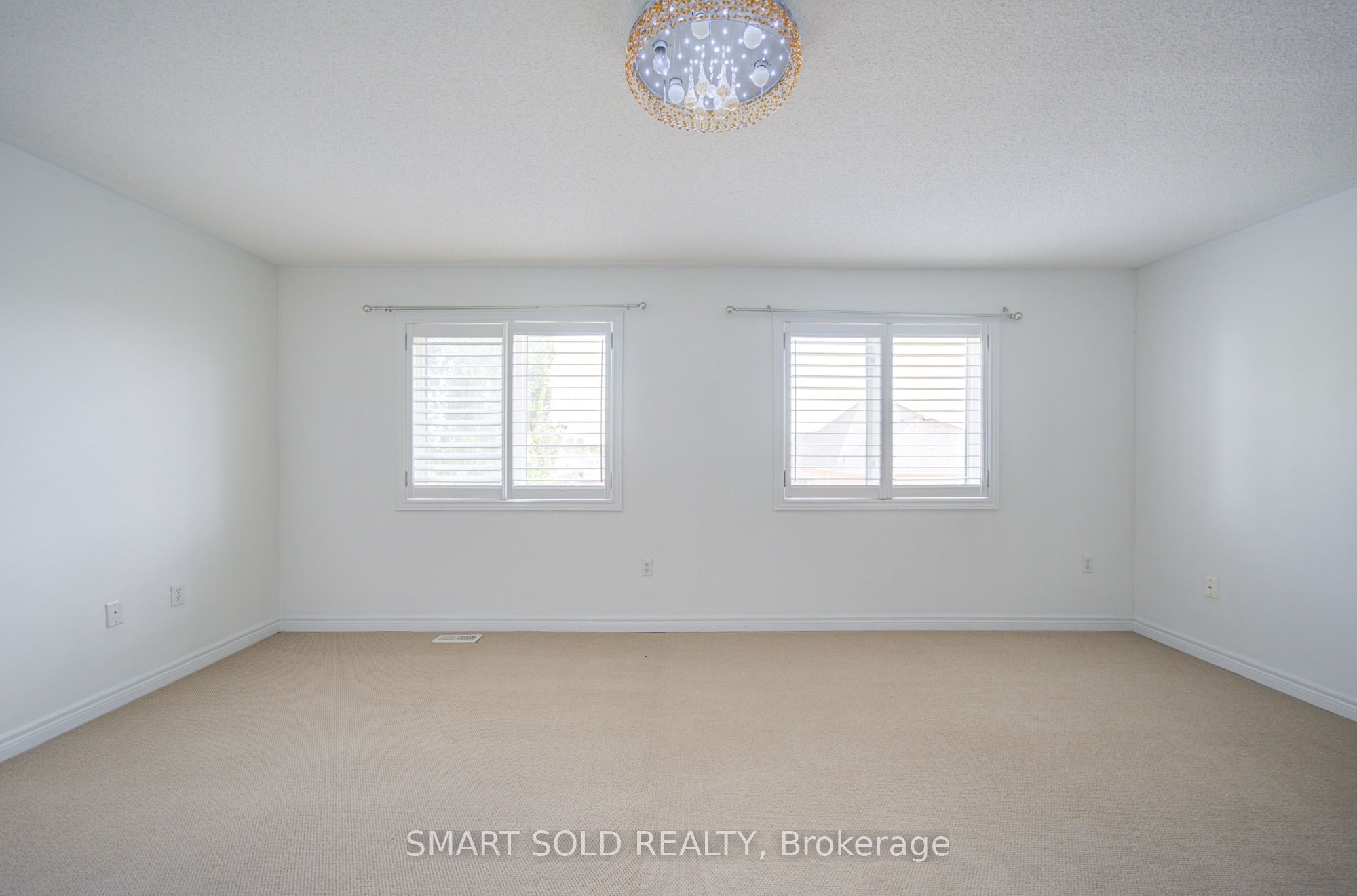 39 Schuster Lane Property Photo 16