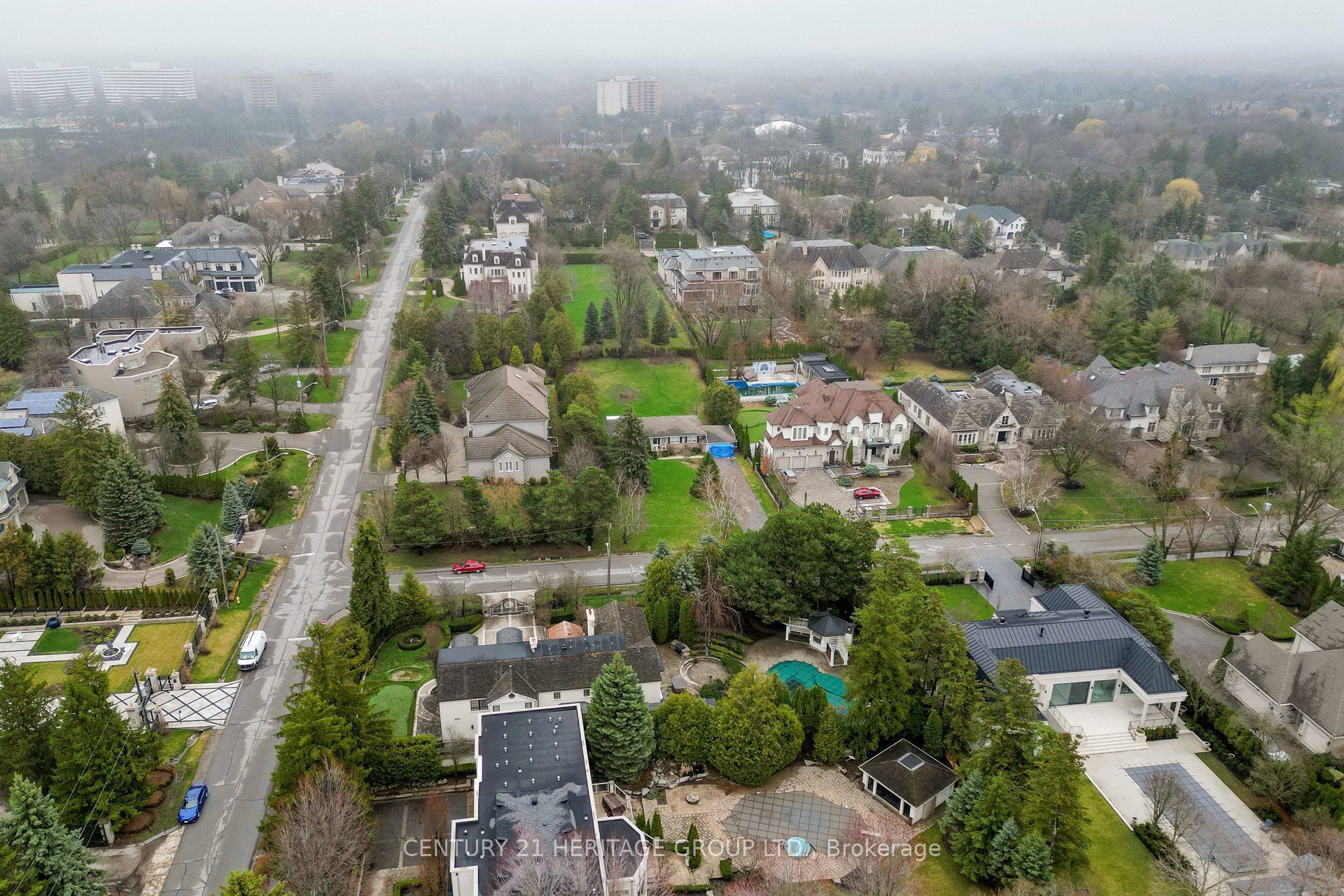 19 Oakbank Road Property Photo 6