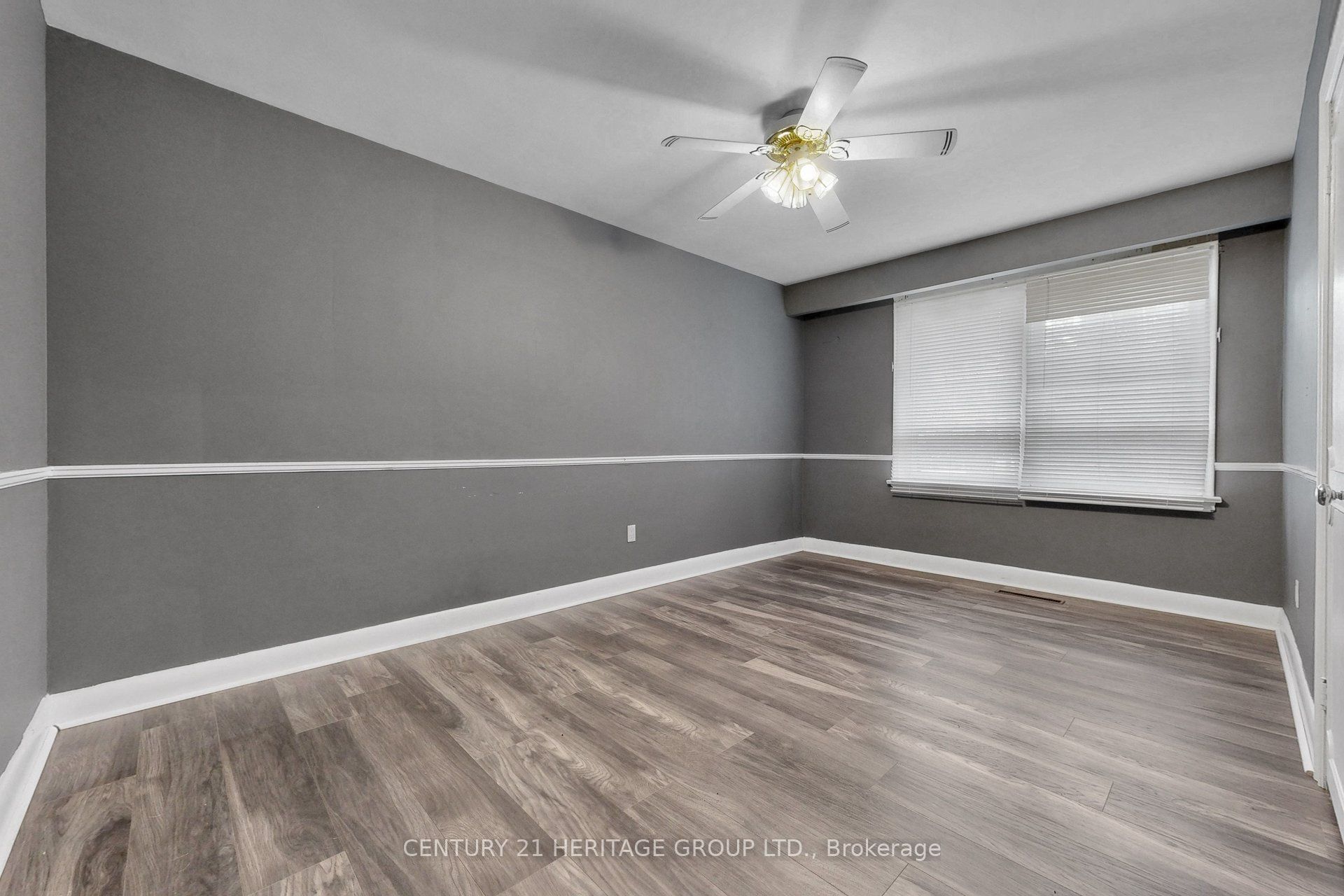 19 Oakbank Road Property Photo 25