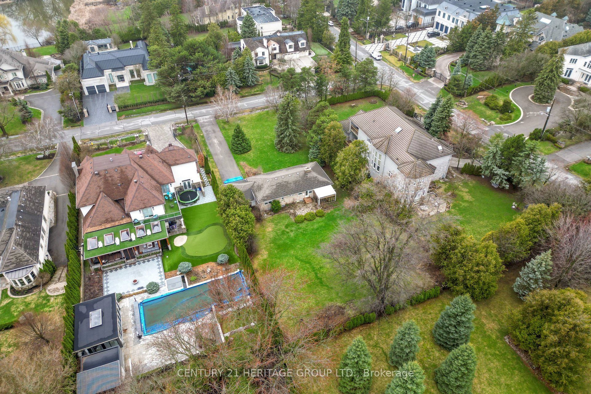 19 Oakbank Road Property Photo 43