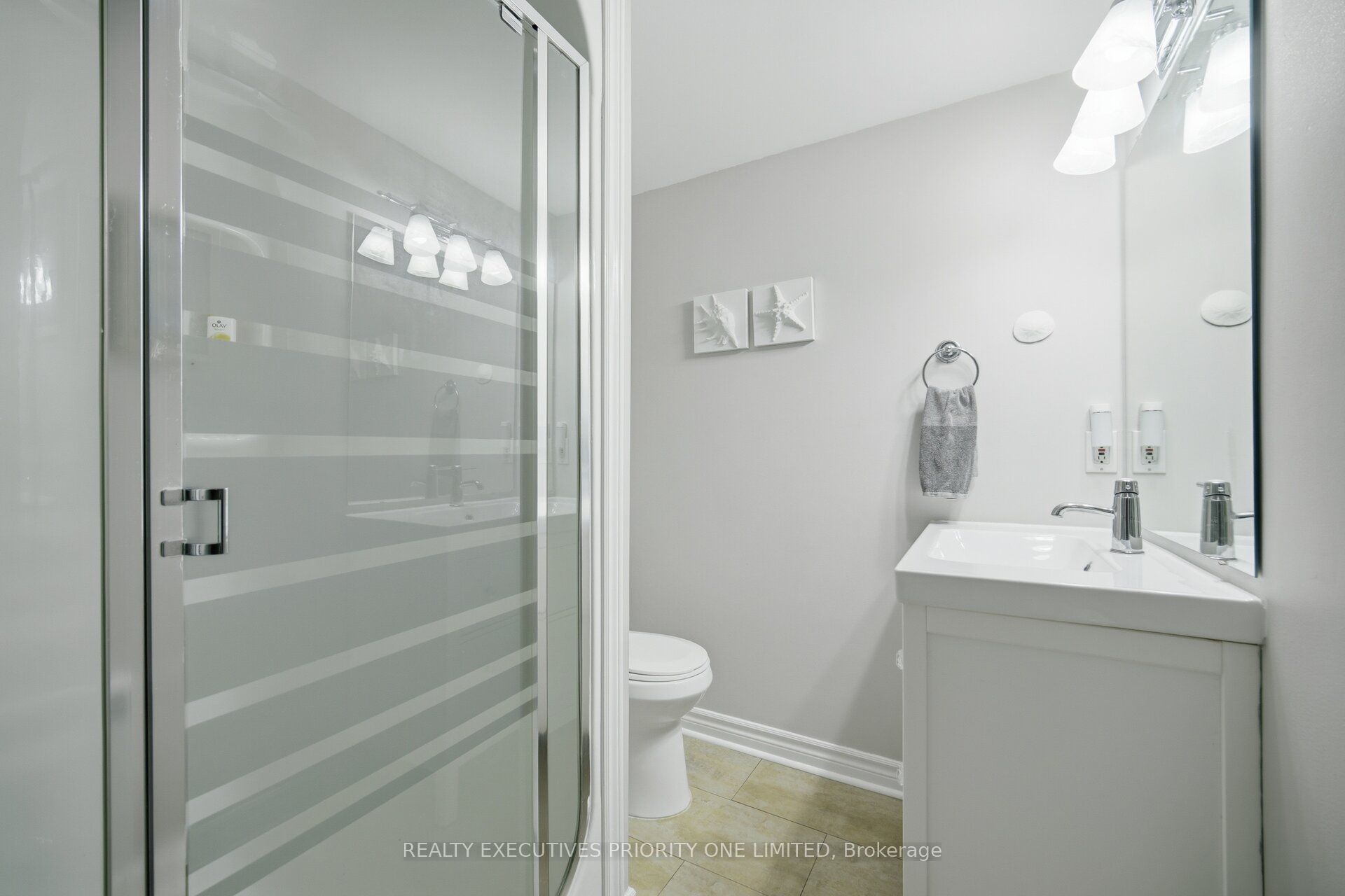 77 Mill Street E 2 Property Photo 28