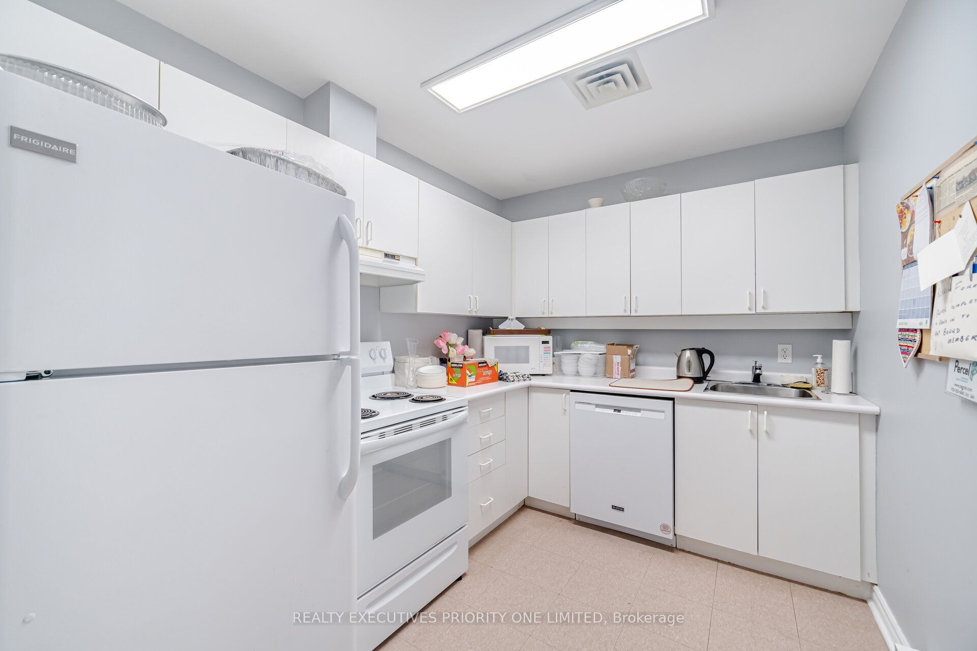 77 Mill Street E 2 Property Photo 40