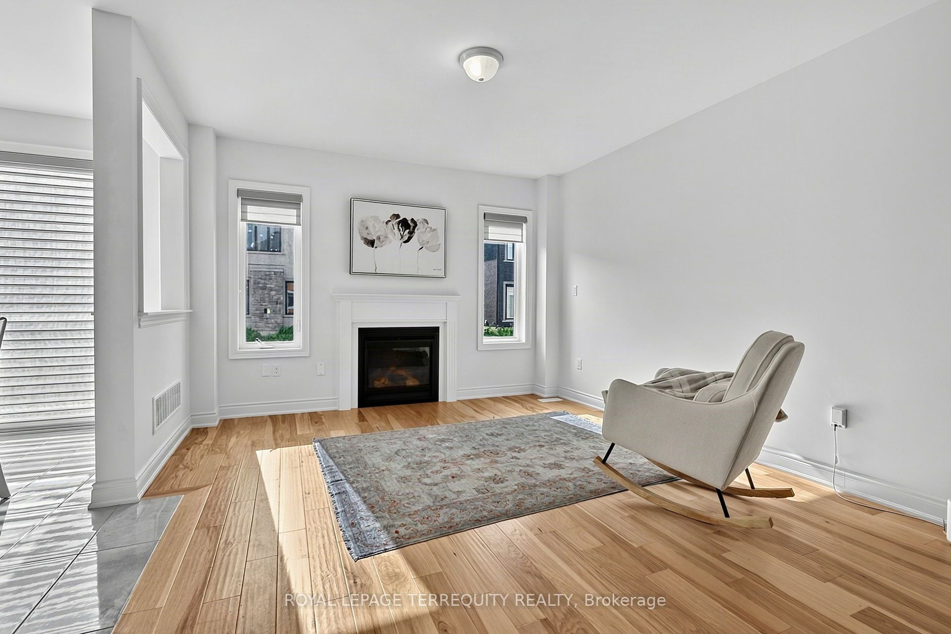 9 Kiernan Crescent N Property Photo 6