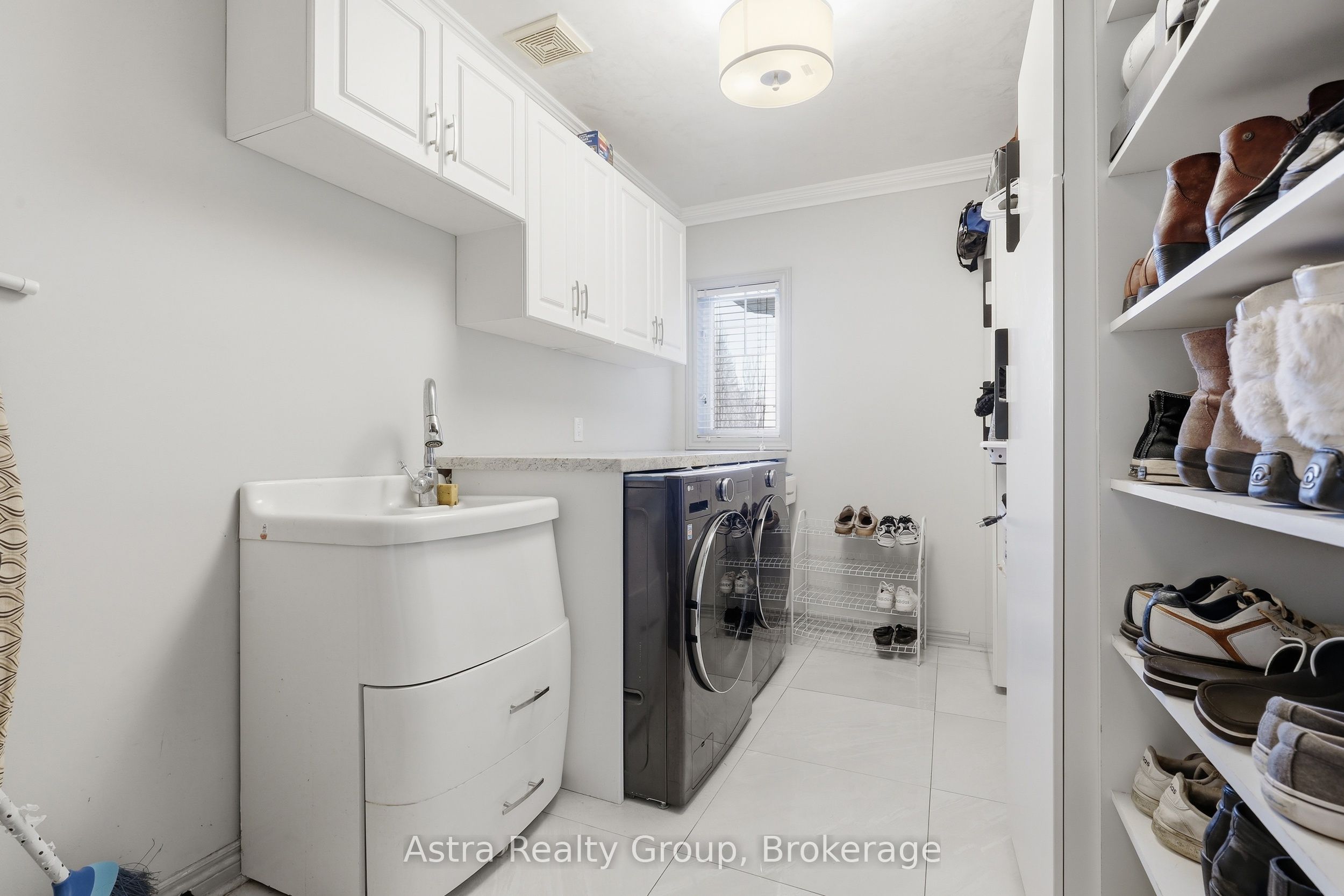 74 Kootenay Ridge Property Photo 16