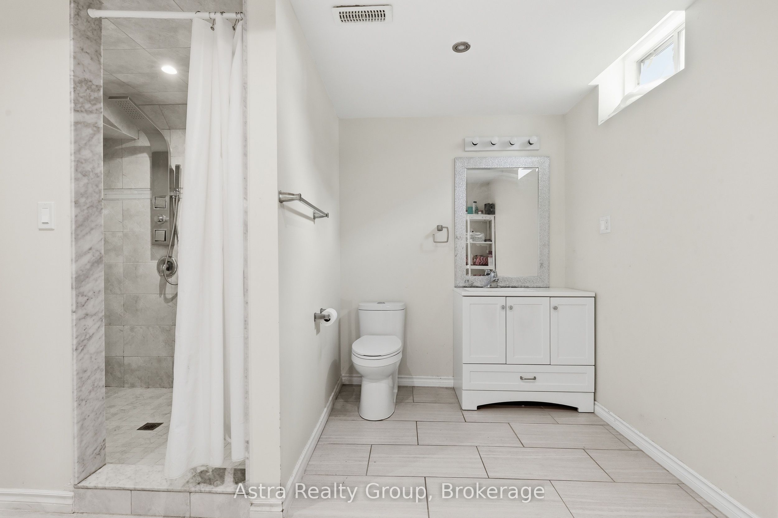 74 Kootenay Ridge Property Photo 39