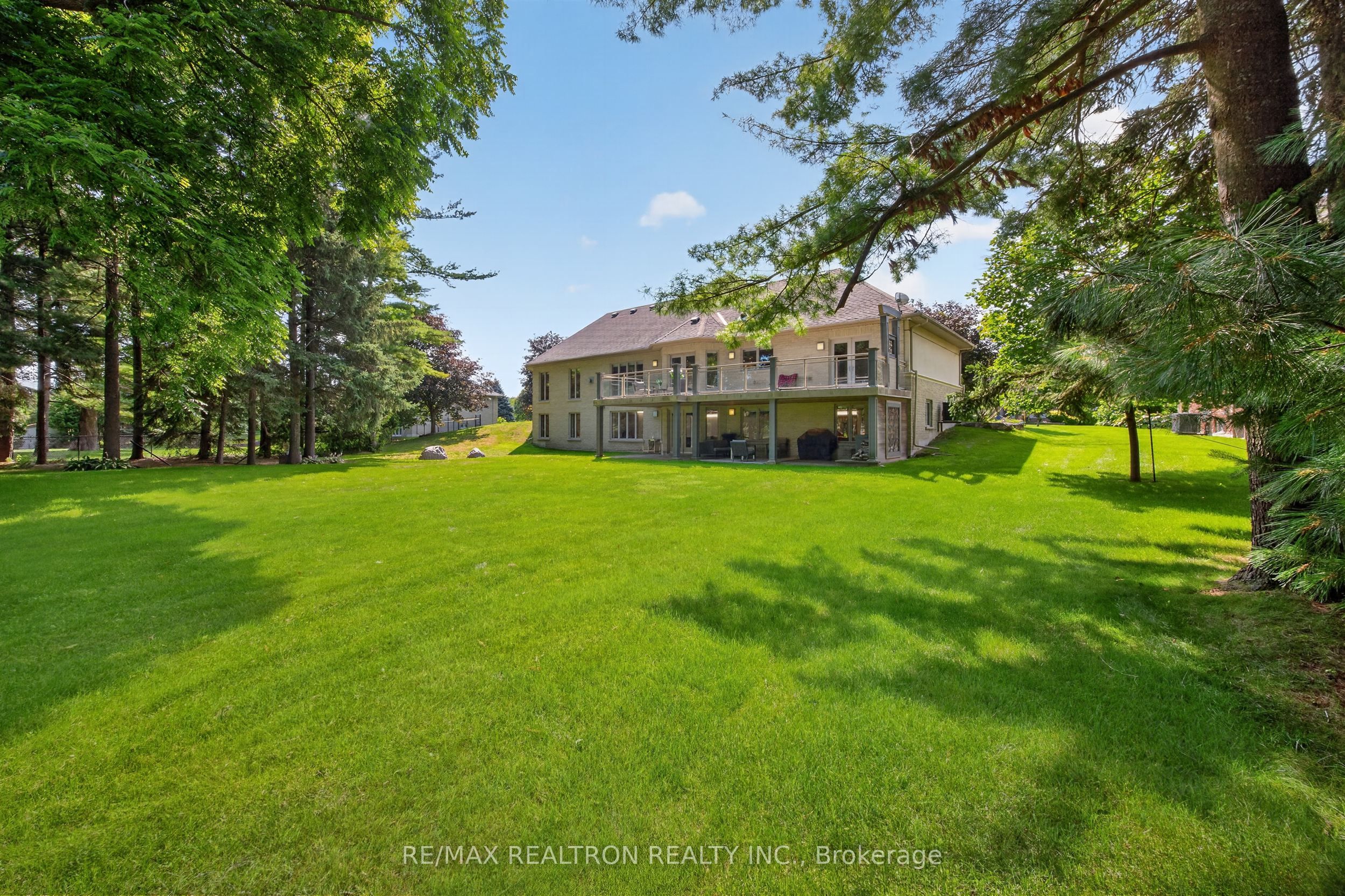 24 Maplehyrn Avenue Property Photo 44