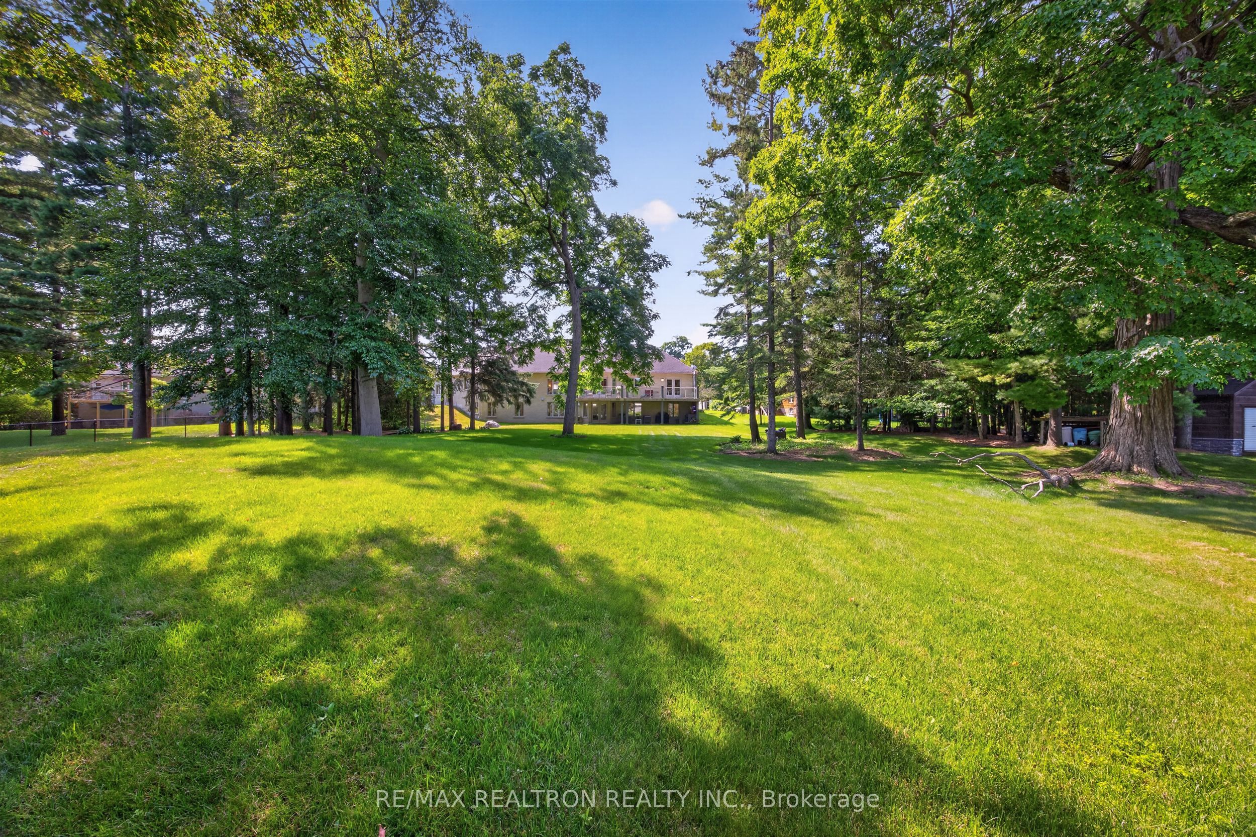 24 Maplehyrn Avenue Property Photo 45