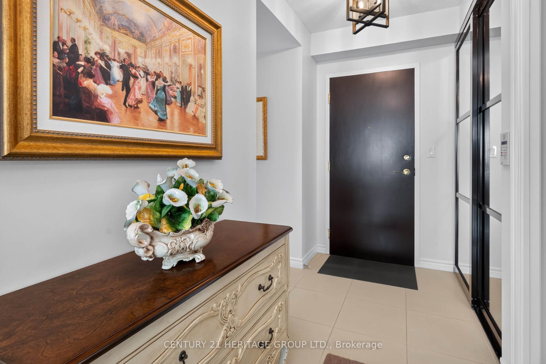 88 Promenade Circle 905 Property Photo 5