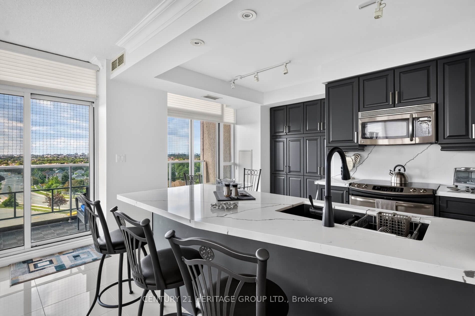 88 Promenade Circle 905 Property Photo 10