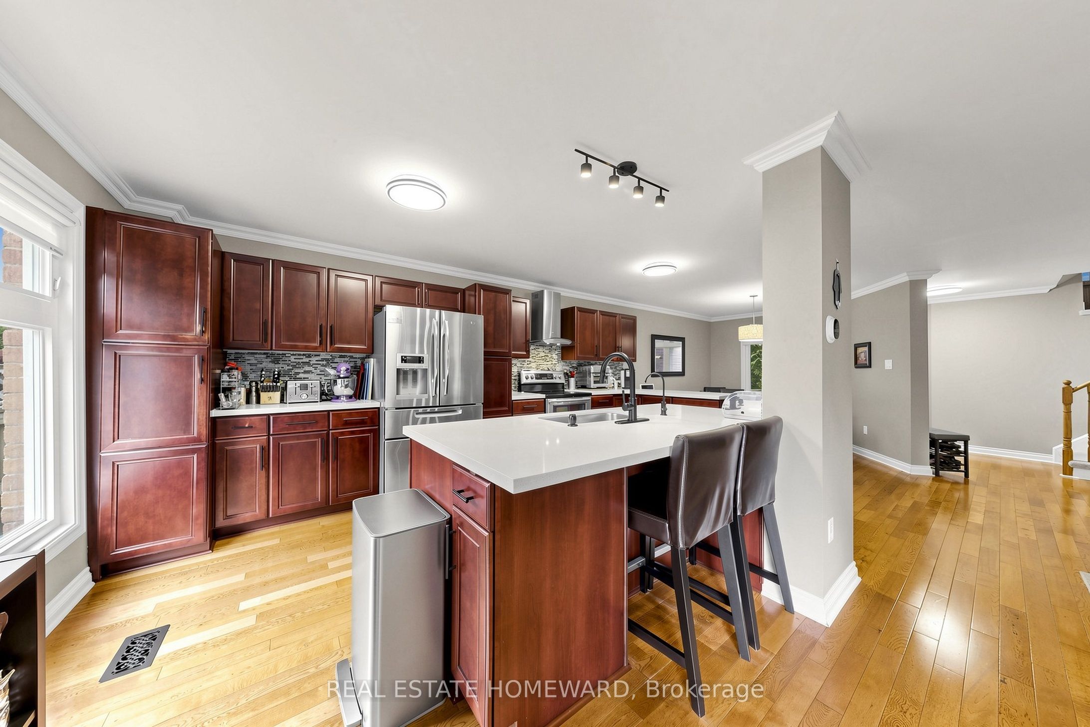 242 Badessa Circle Property Photo 7