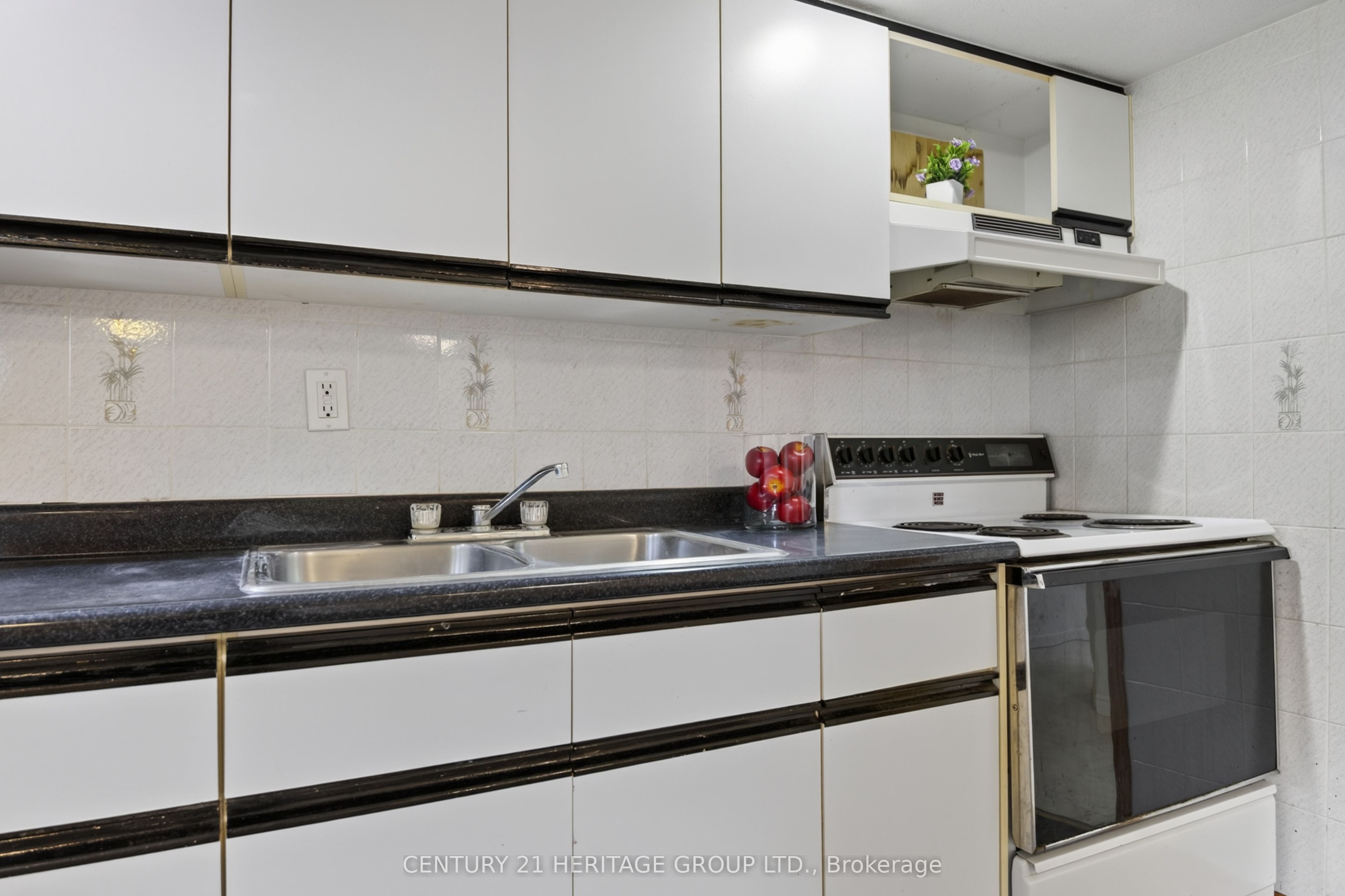 72 Kulpin Avenue Property Photo 29