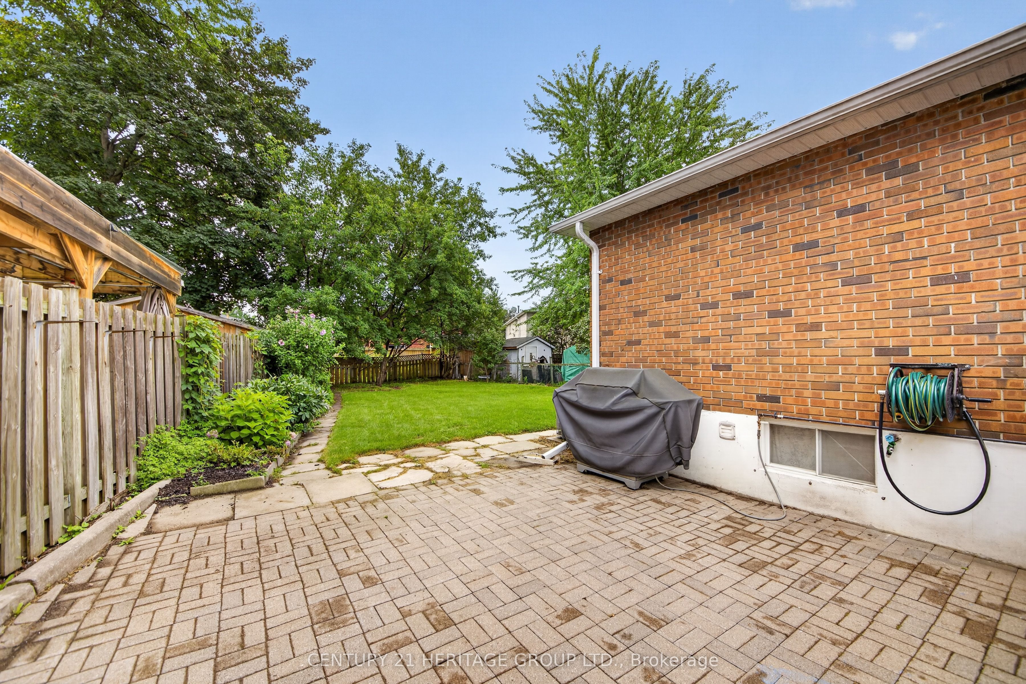 72 Kulpin Avenue Property Photo 37