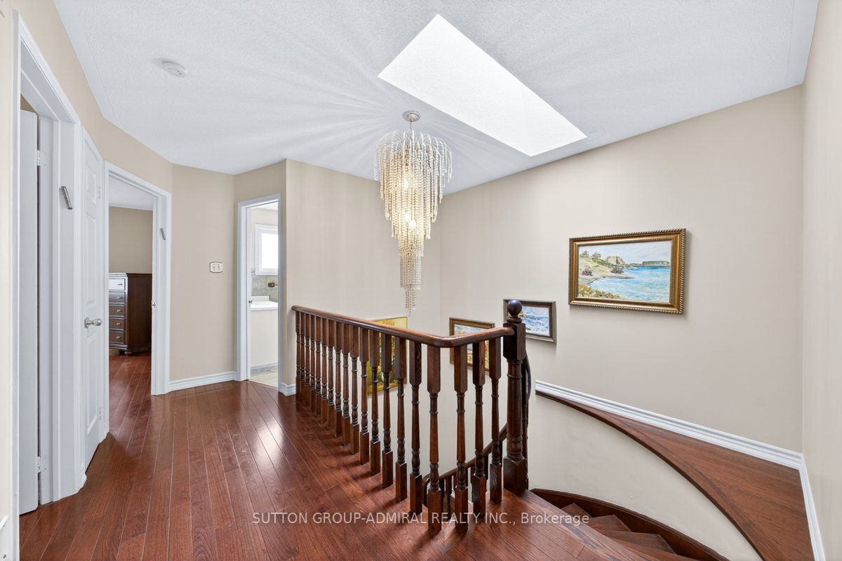 126 Redondo Drive E Property Photo 20