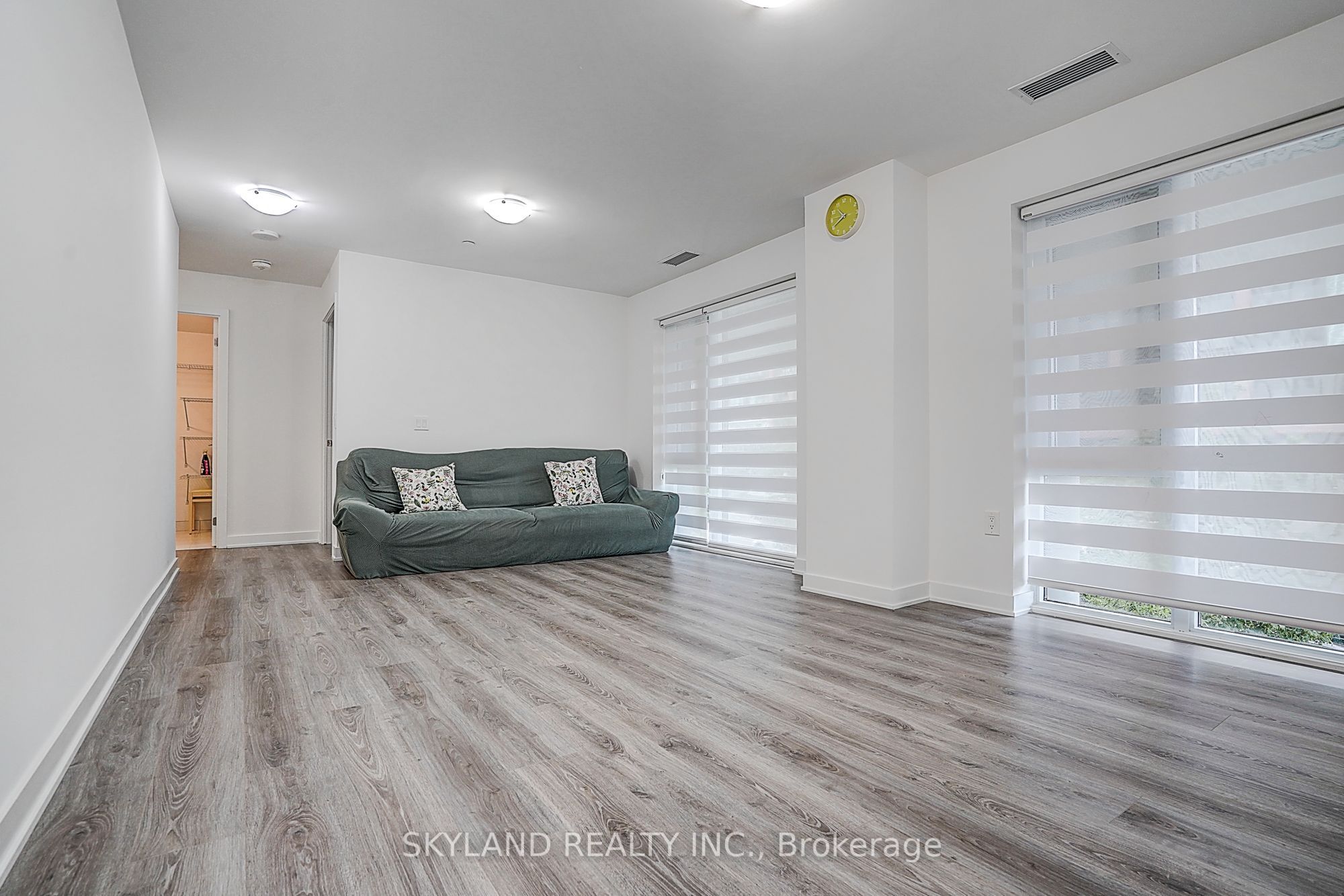 100 Eagle Rock Way Th102 Property Photo 15