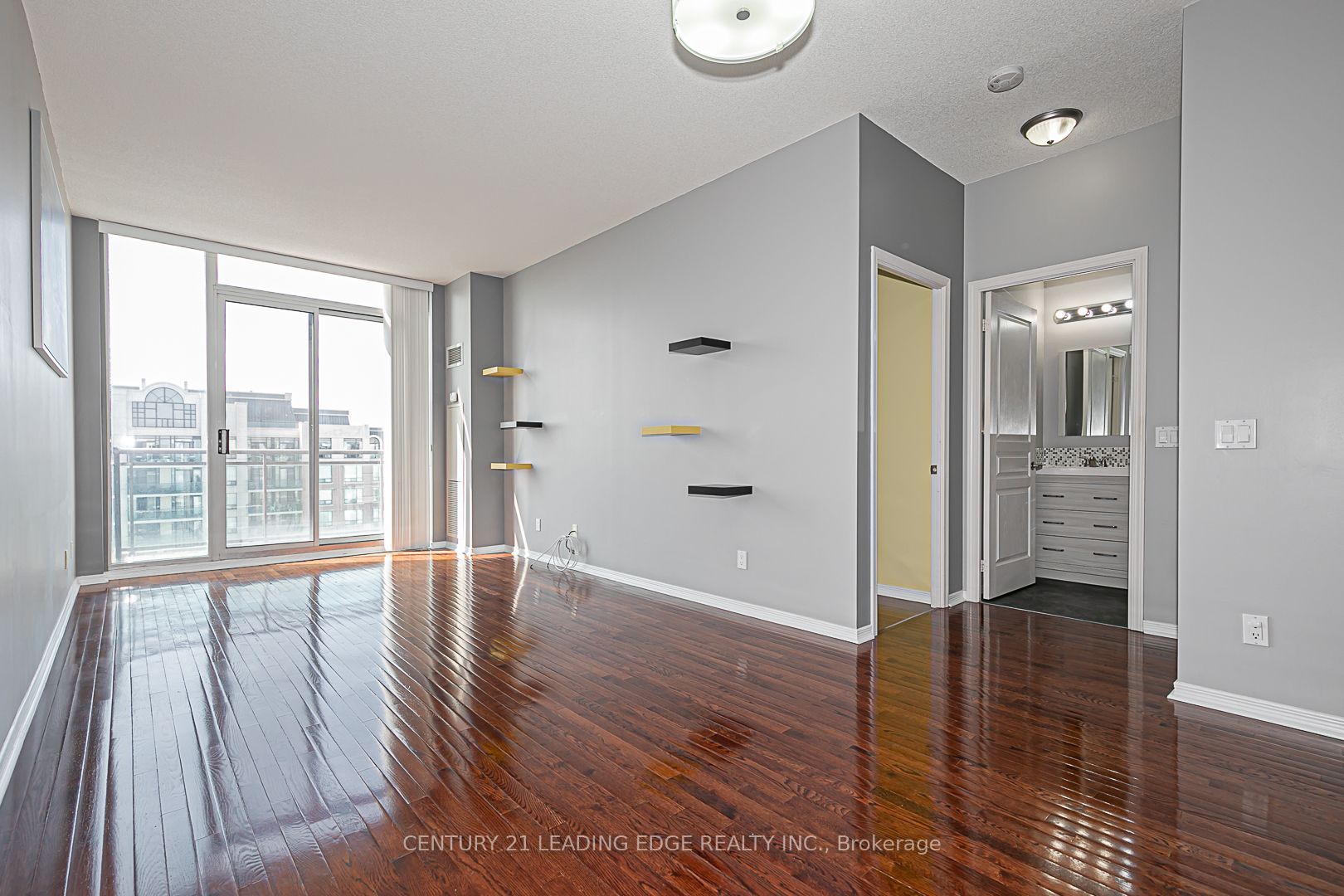 350 Red Maple Road Ph5 Property Photo 13