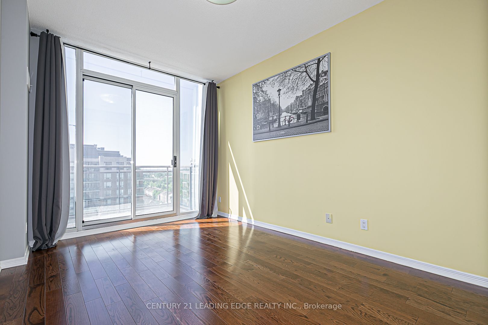 350 Red Maple Road Ph5 Property Photo 17