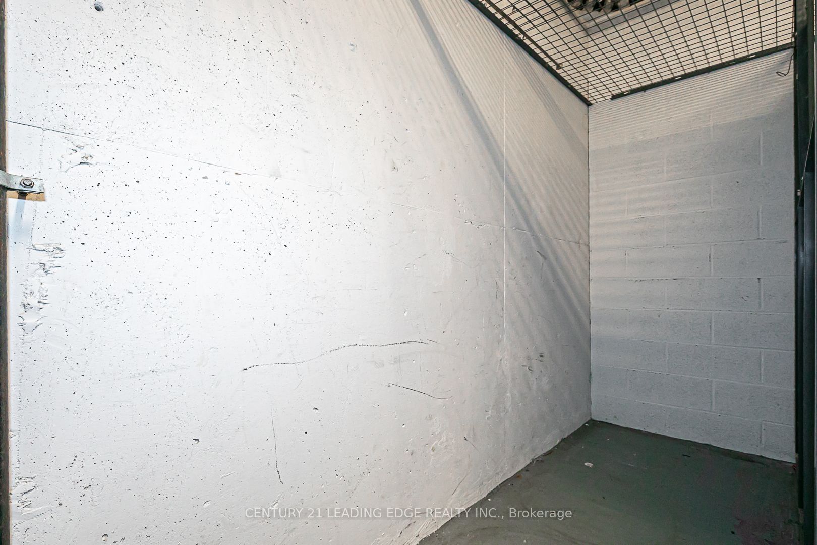 350 Red Maple Road Ph5 Property Photo 26