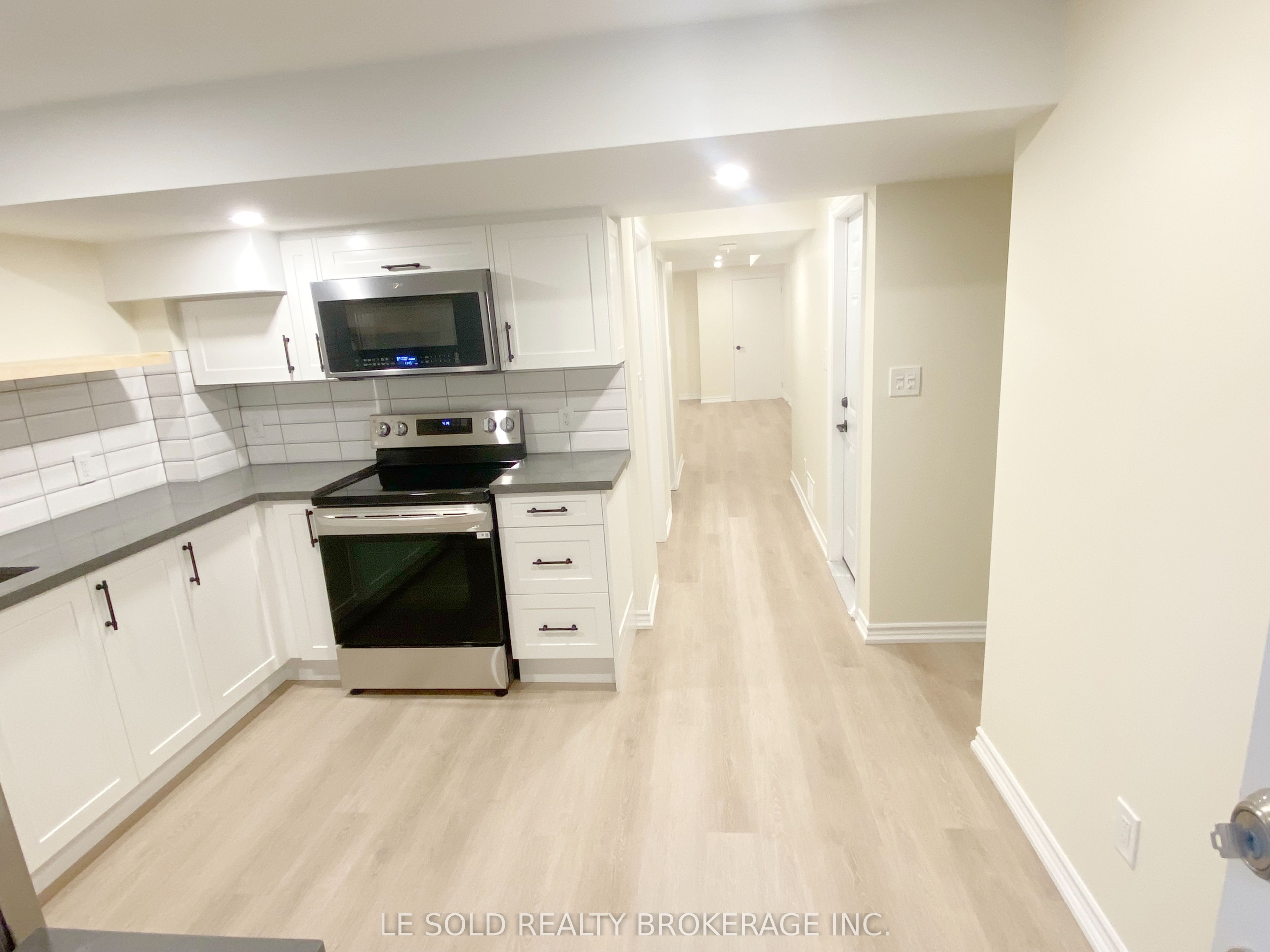 56 Waite Crescent Bsmt Property Photo 6