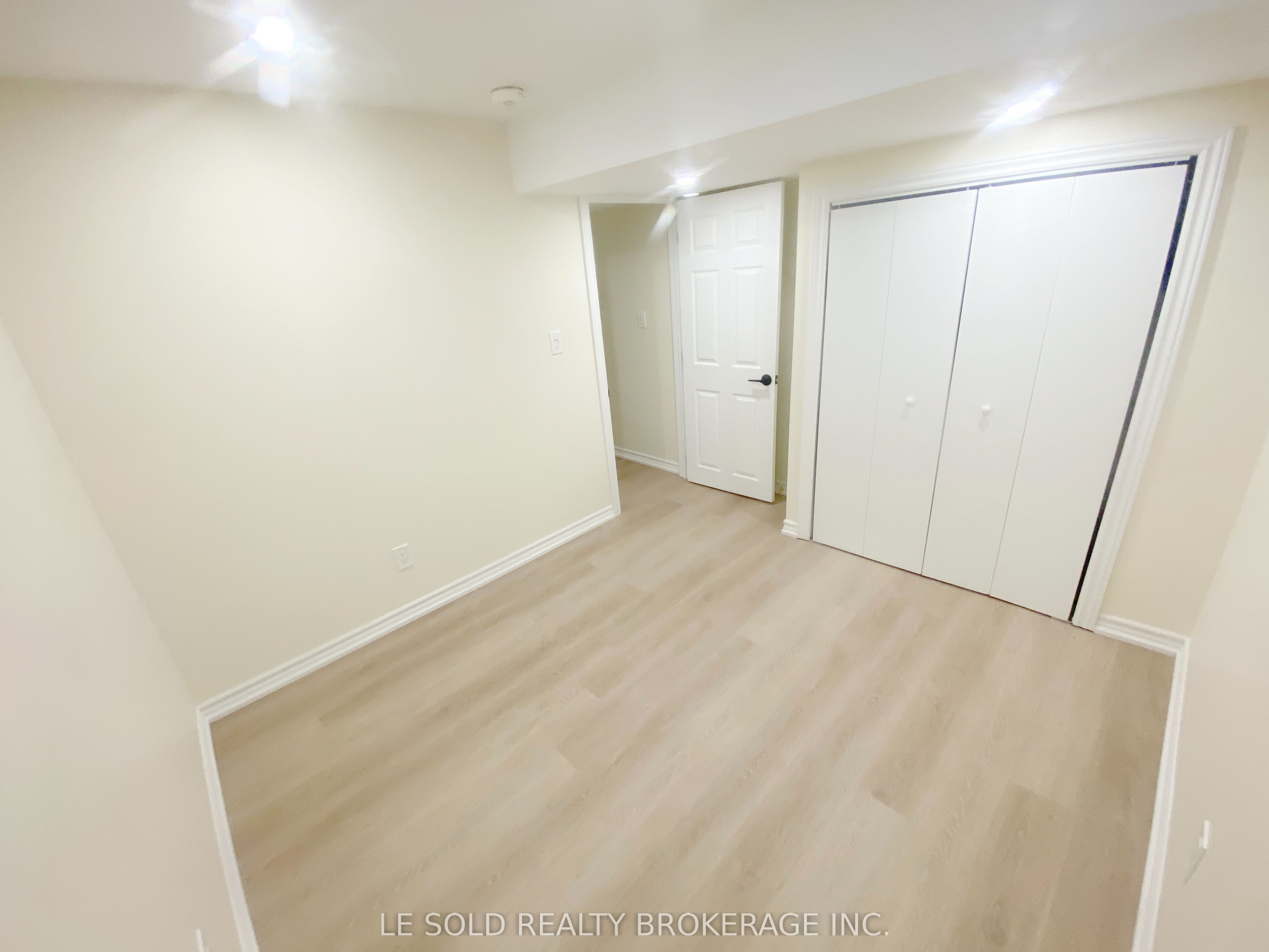 56 Waite Crescent Bsmt Property Photo 12