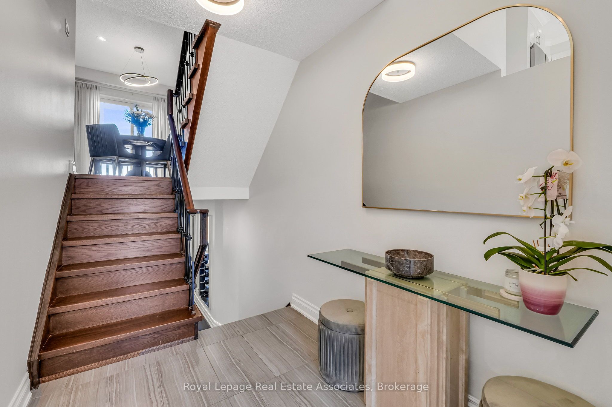 8 Prestwick Avenue Property Photo 4