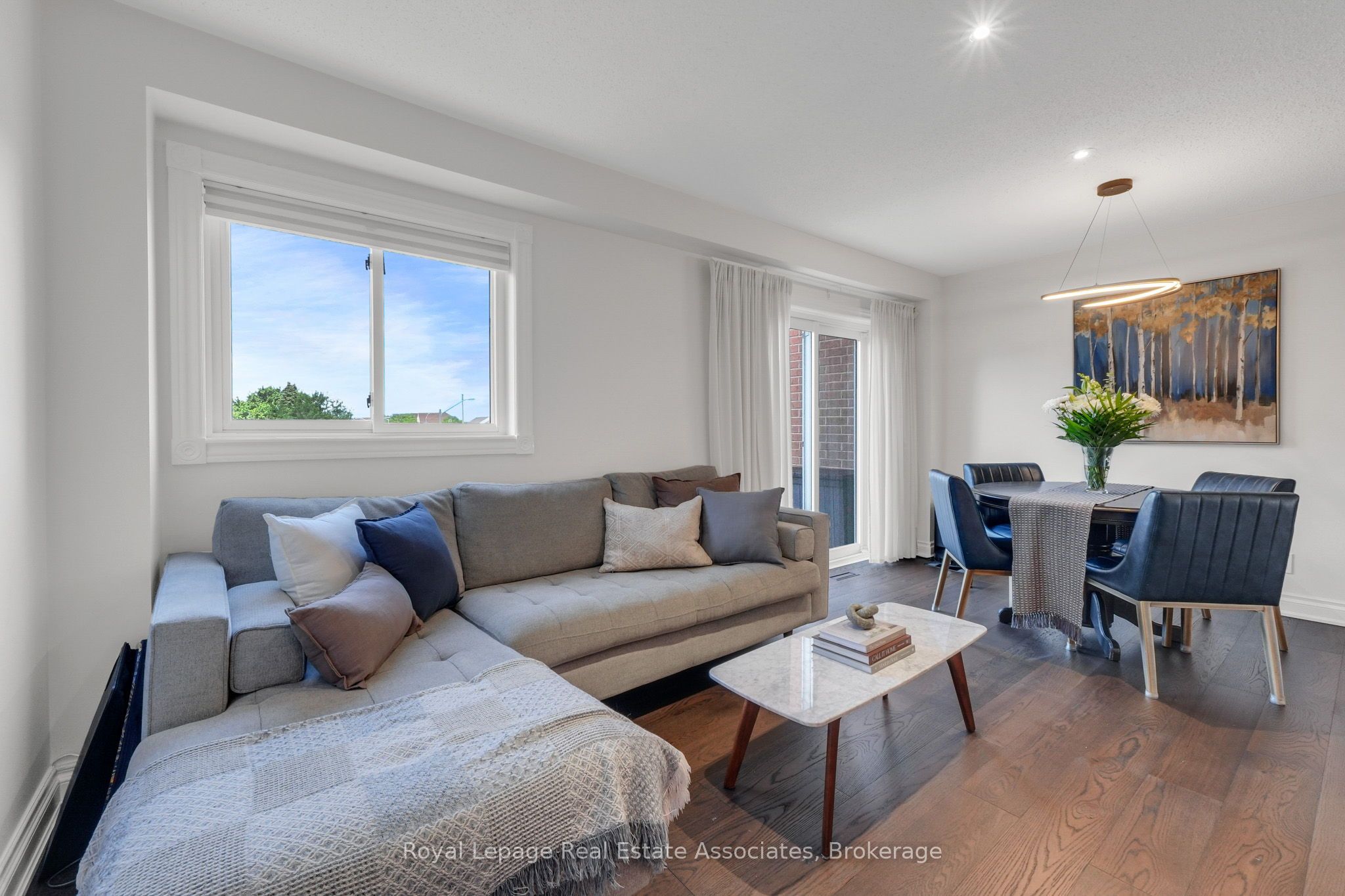 8 Prestwick Avenue Property Photo 13