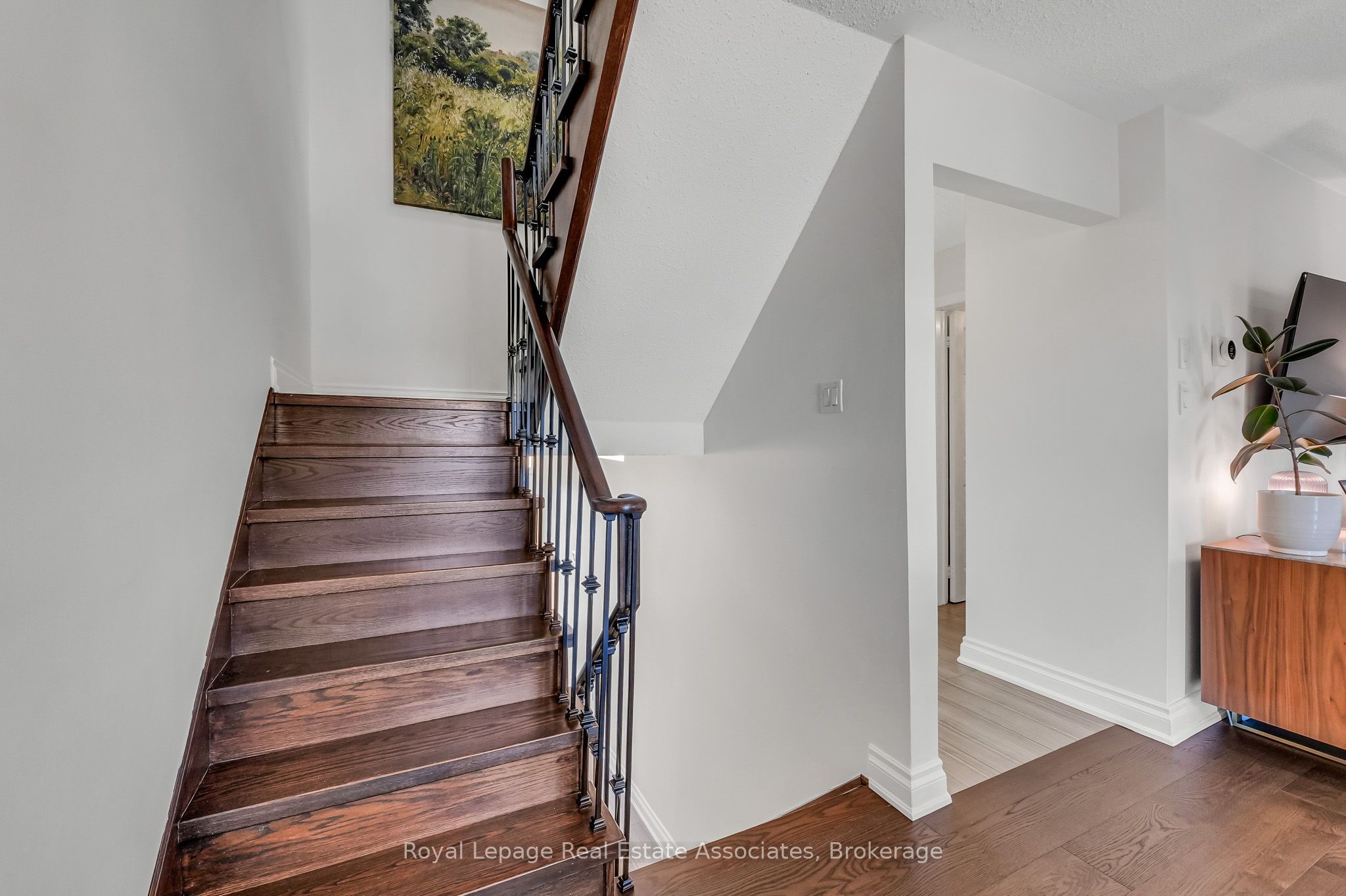 8 Prestwick Avenue Property Photo 20