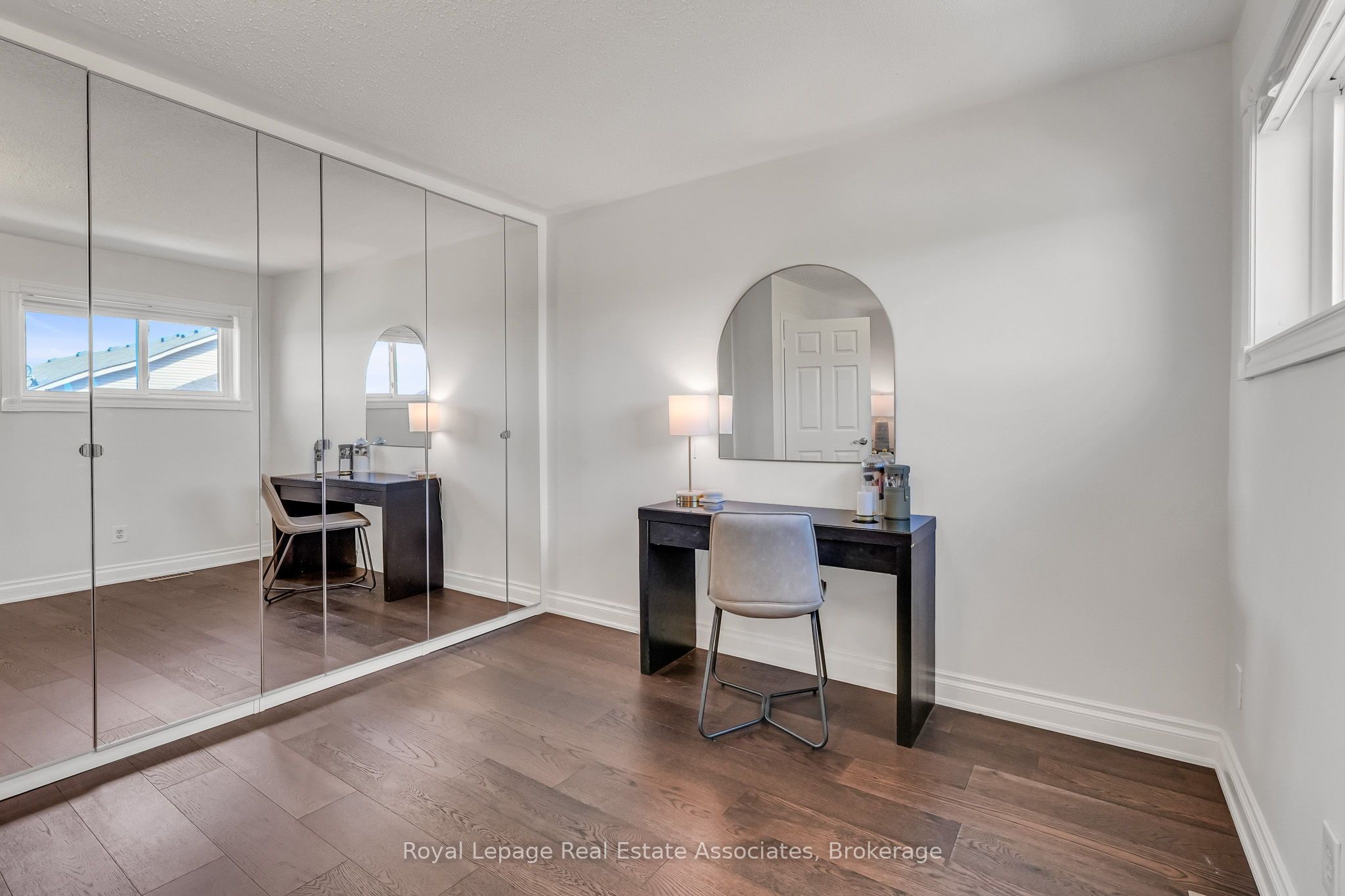 8 Prestwick Avenue Property Photo 25
