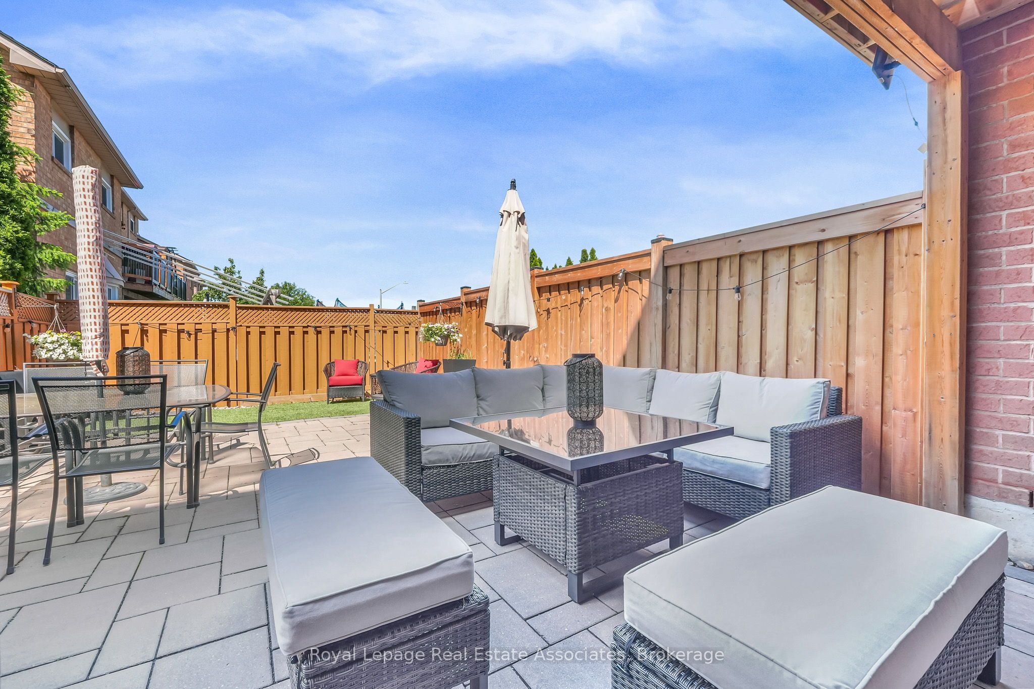 8 Prestwick Avenue Property Photo 40