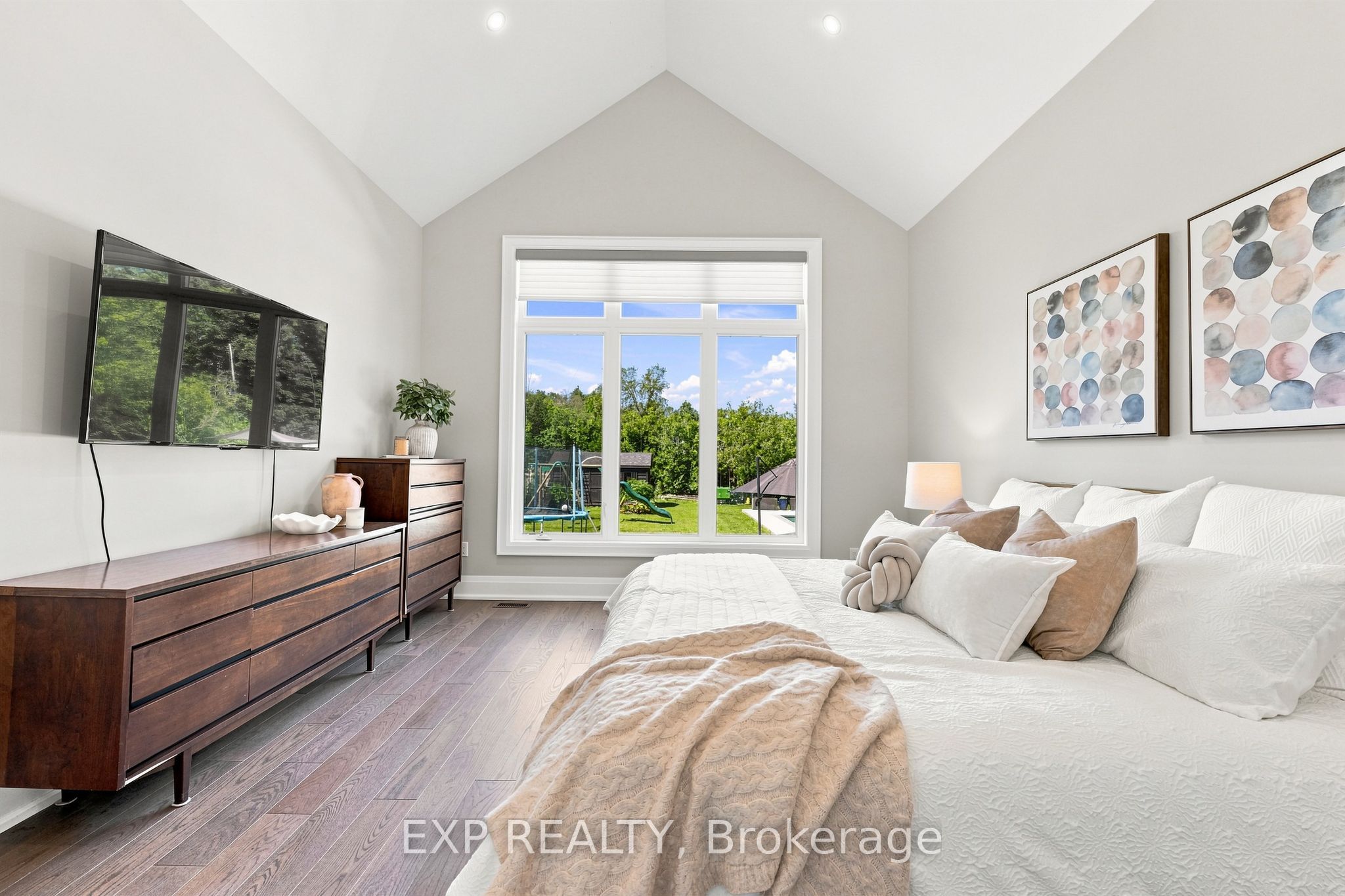 30 Brule Lakeway Property Photo 17