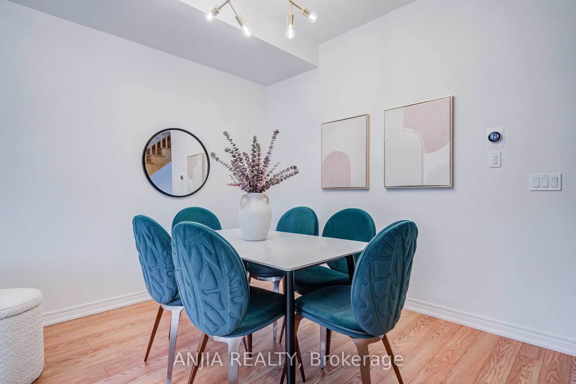 11794 Tenth Line Property Photo 7