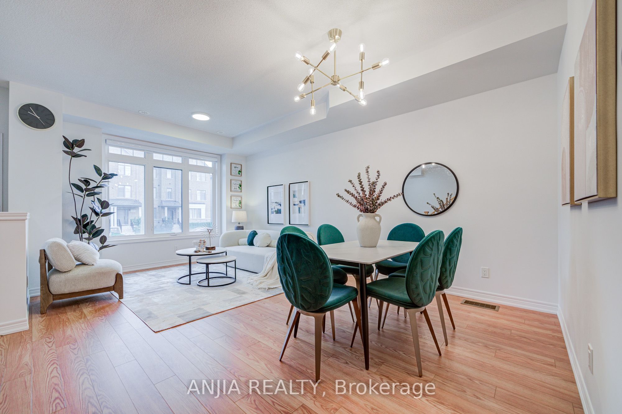 11794 Tenth Line Property Photo 8