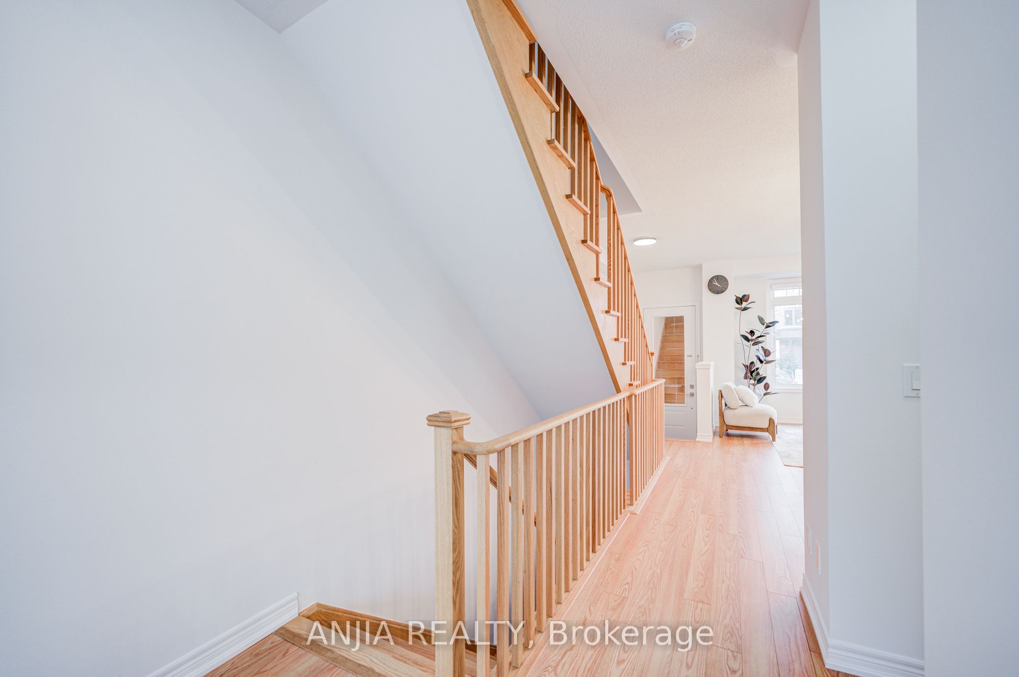 11794 Tenth Line Property Photo 11