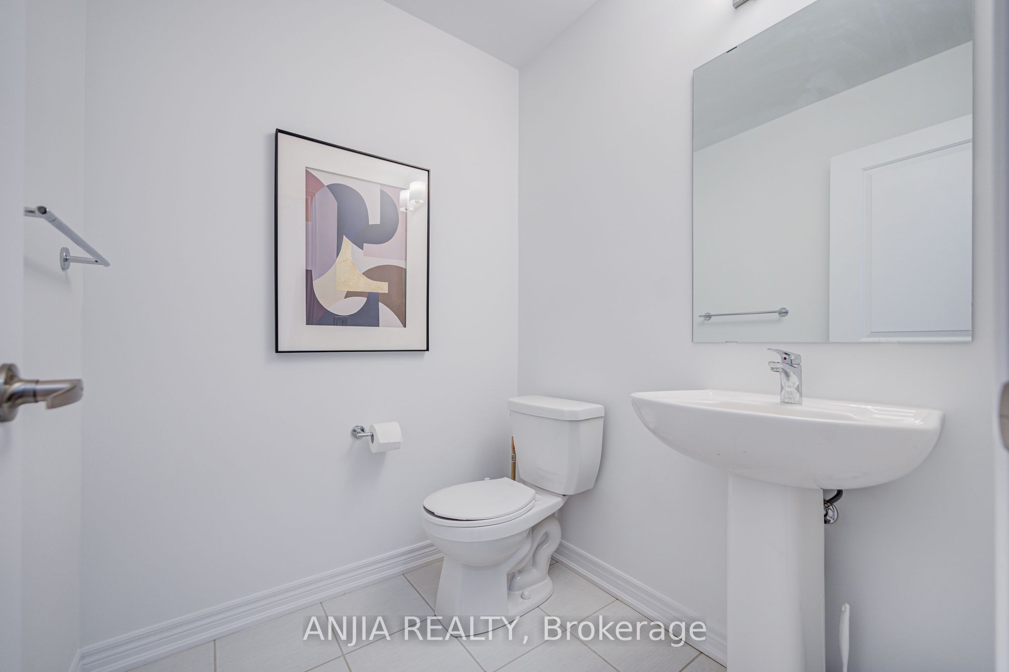 11794 Tenth Line Property Photo 13