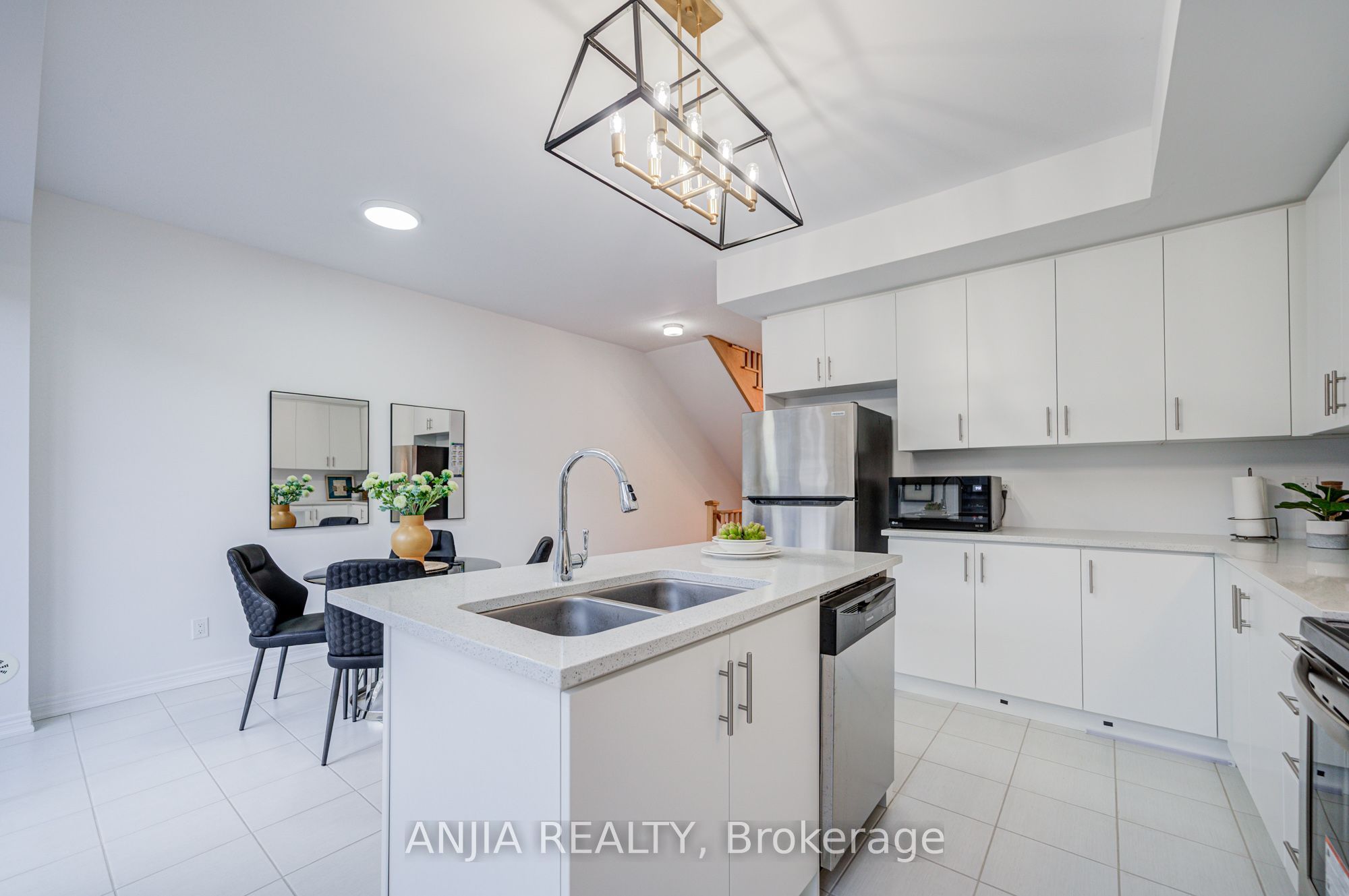 11794 Tenth Line Property Photo 21