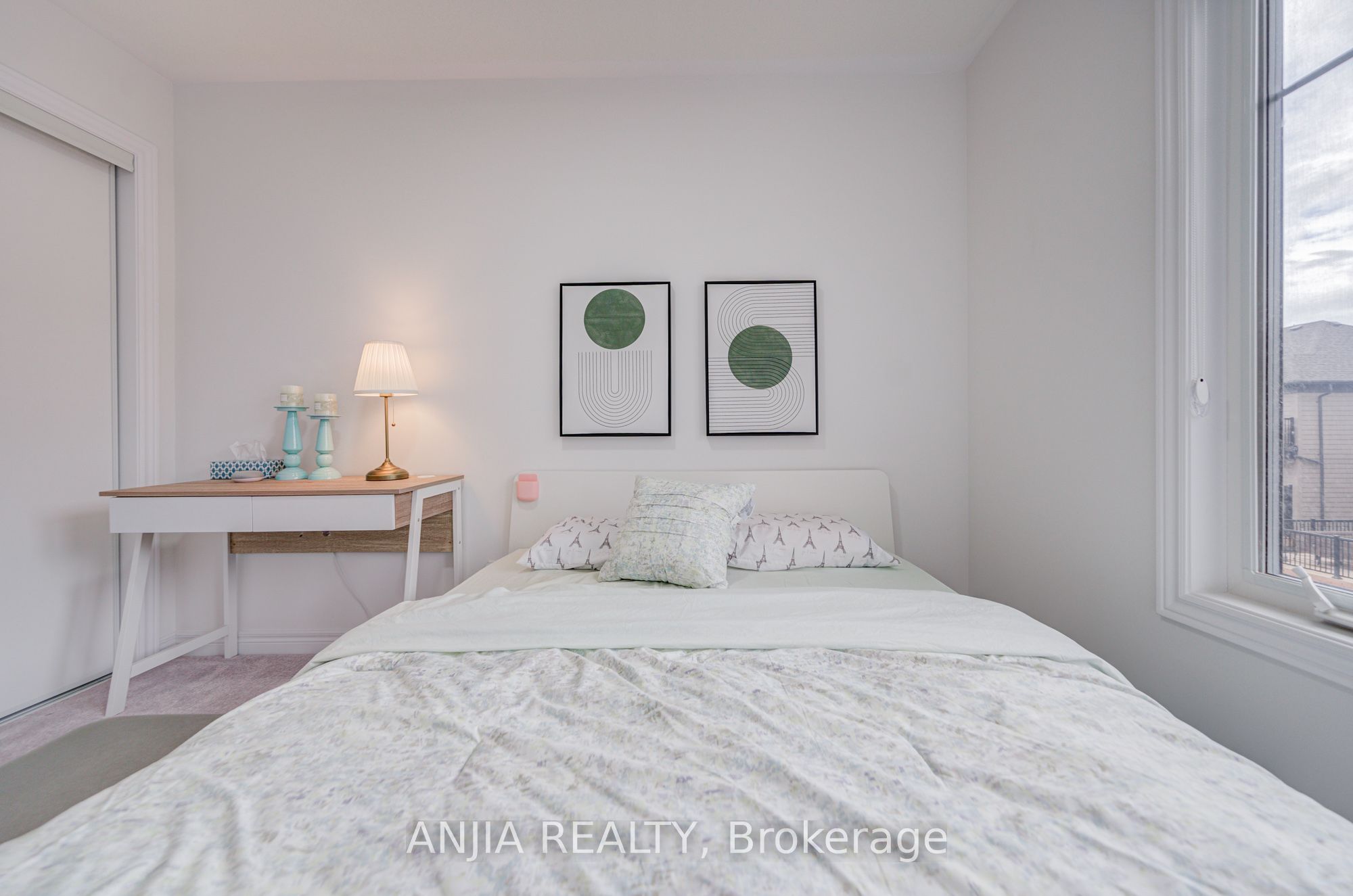 11794 Tenth Line Property Photo 24