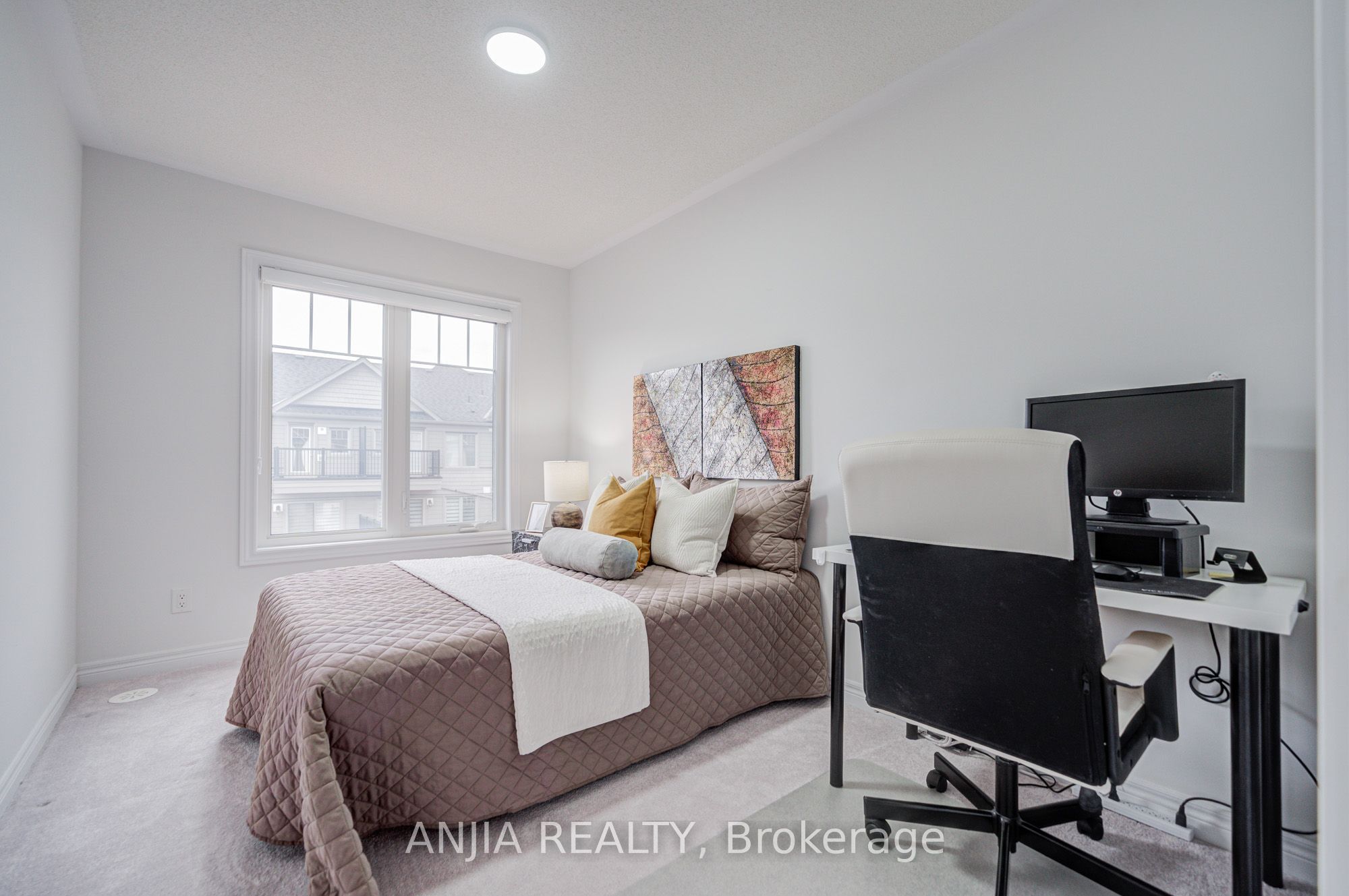 11794 Tenth Line Property Photo 25