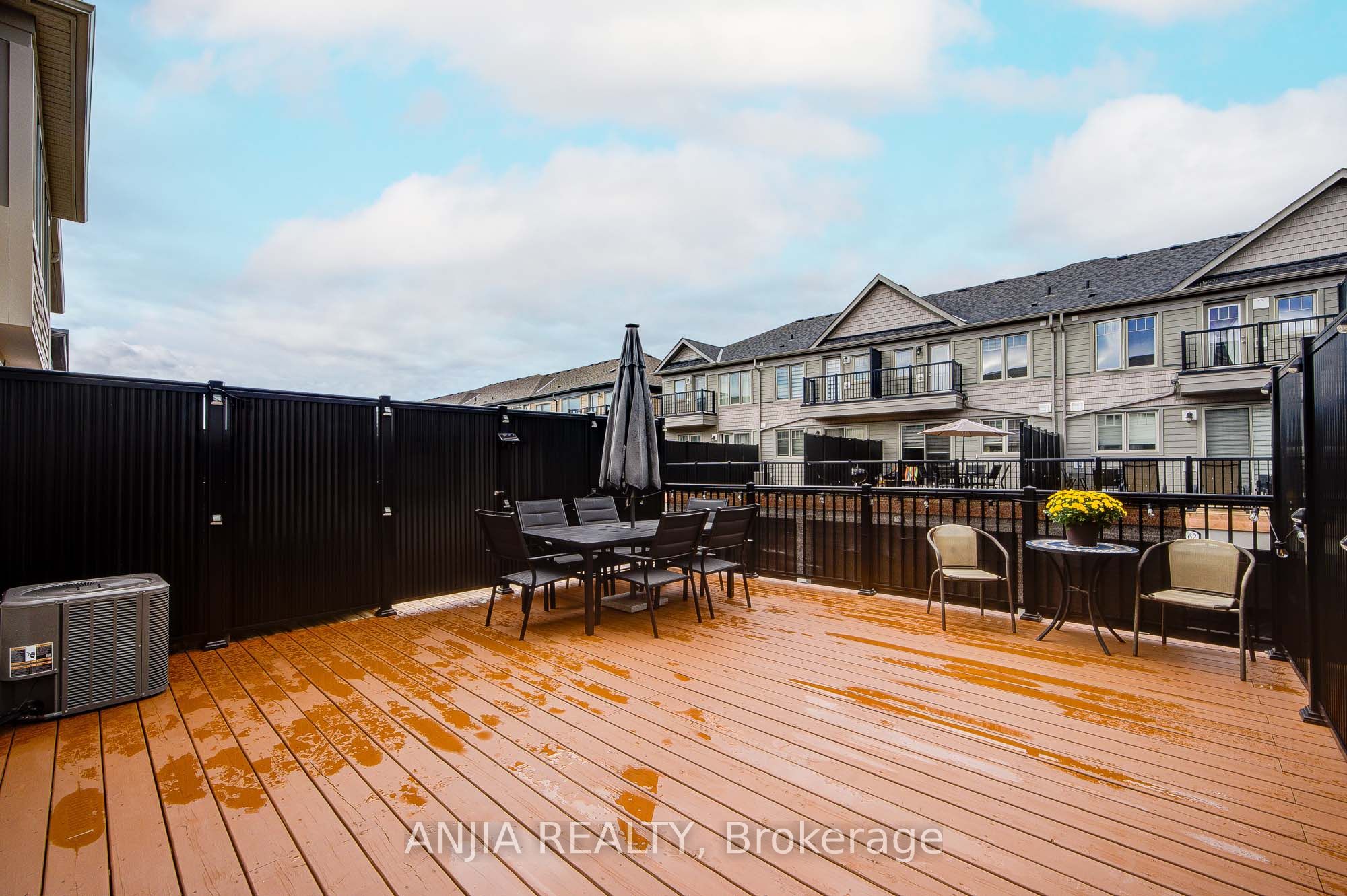 11794 Tenth Line Property Photo 34