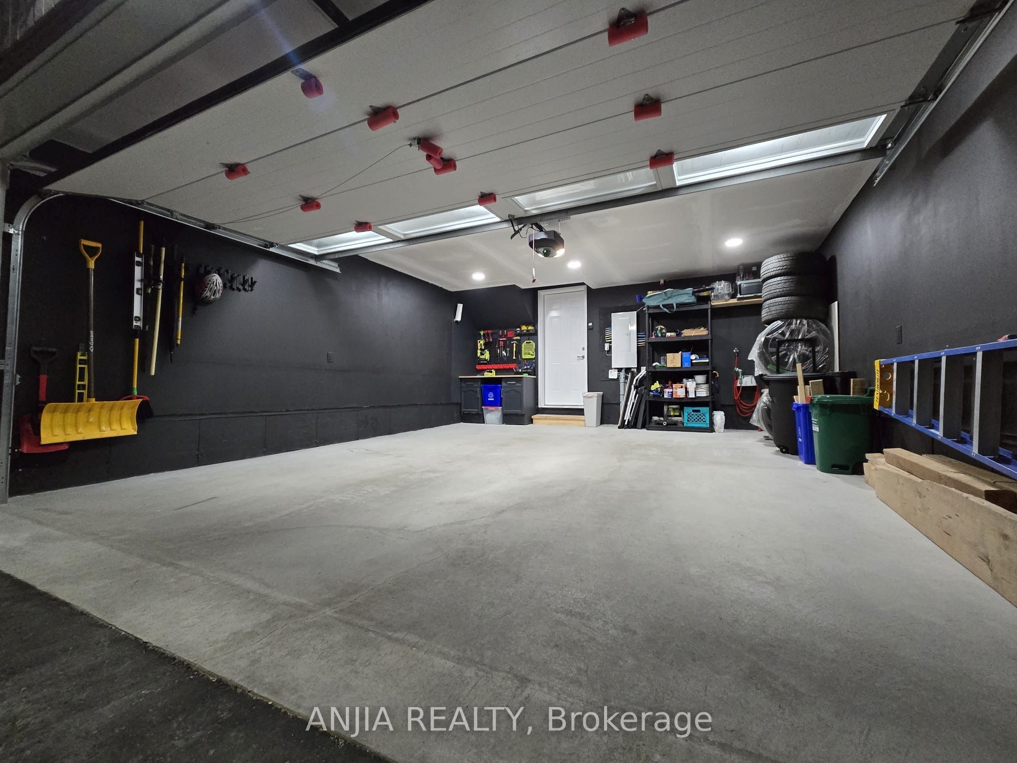 11794 Tenth Line Property Photo 41