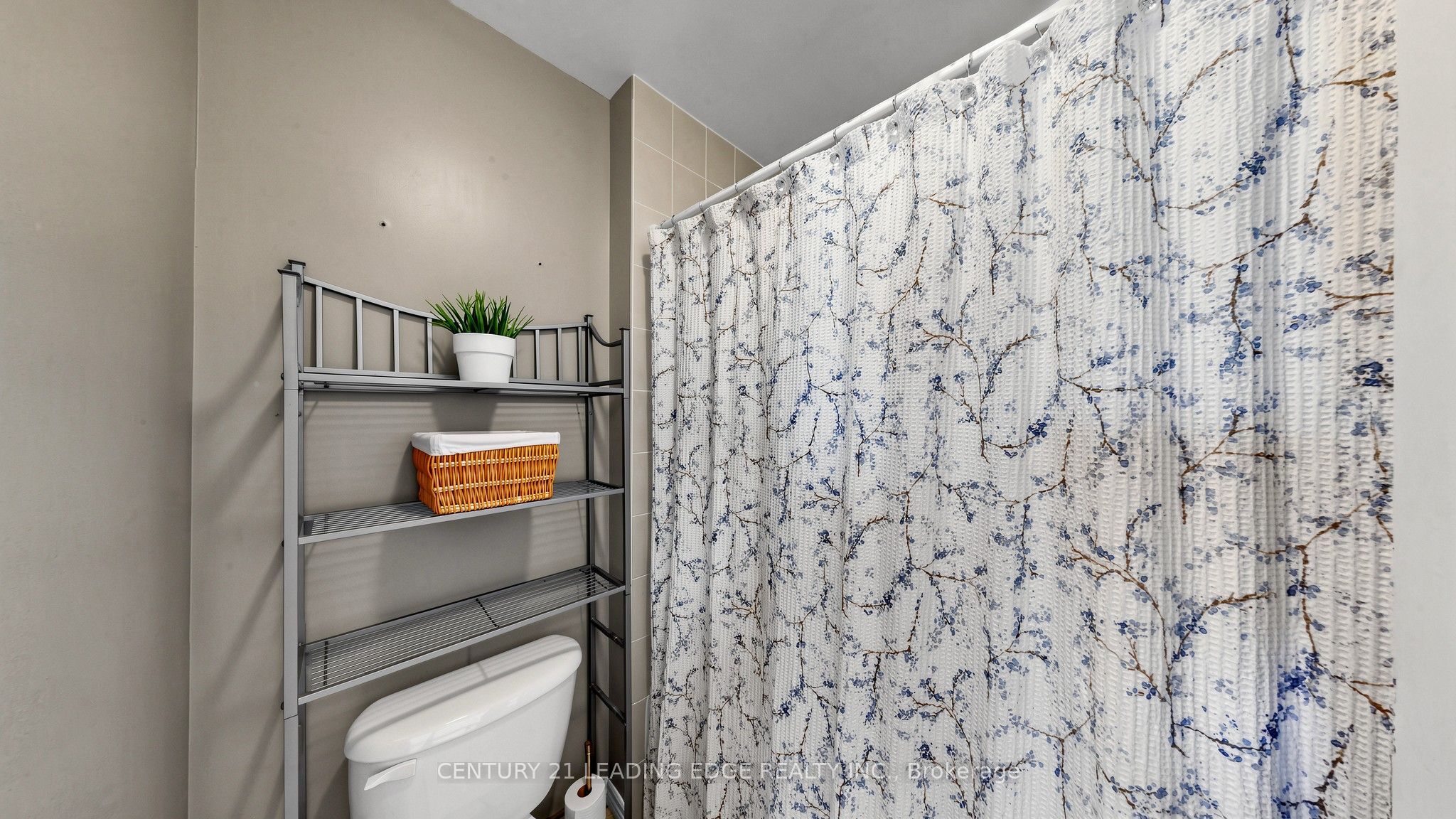111 Waite Crescent Property Photo 45
