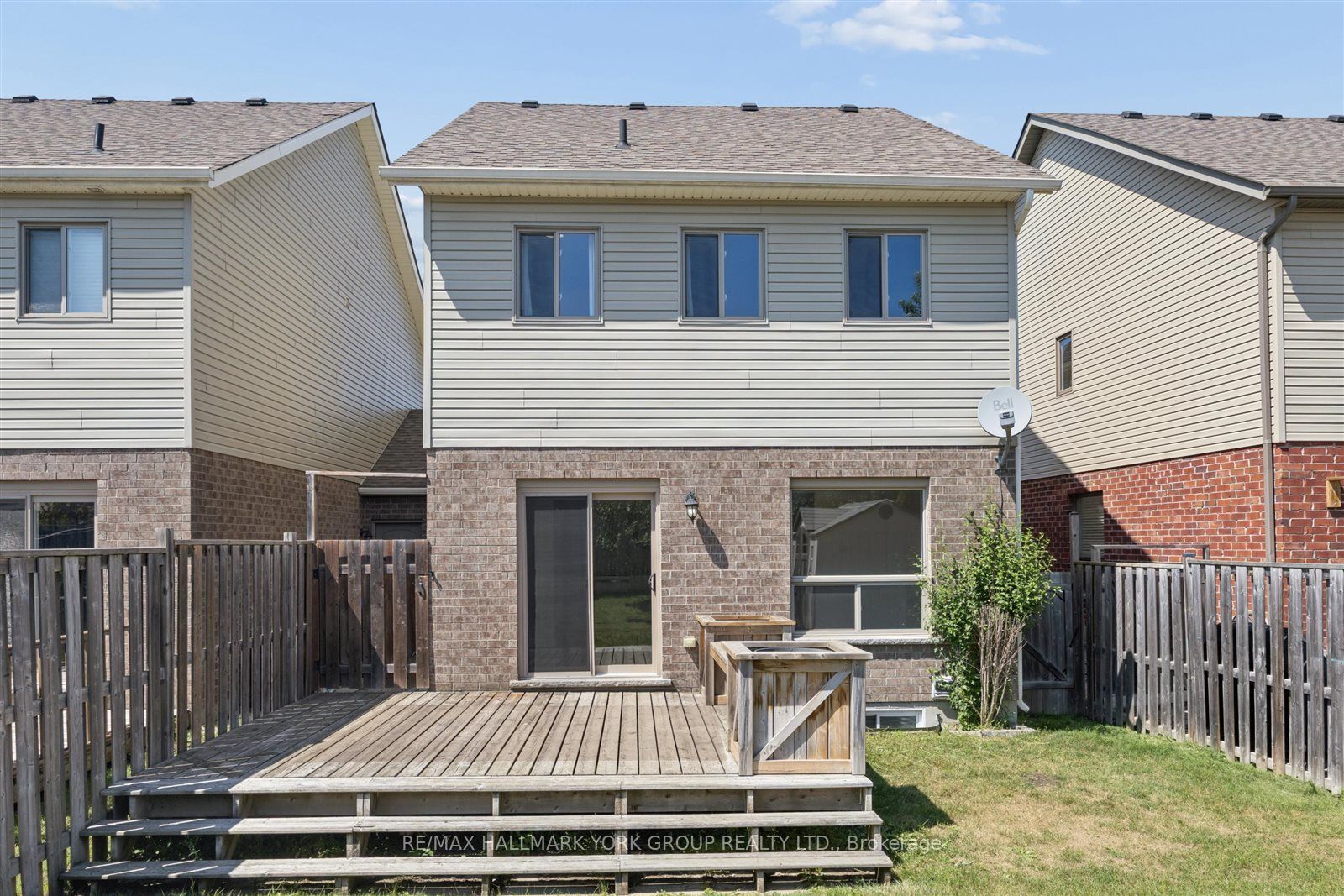 132 Banting Crescent Property Photo 32