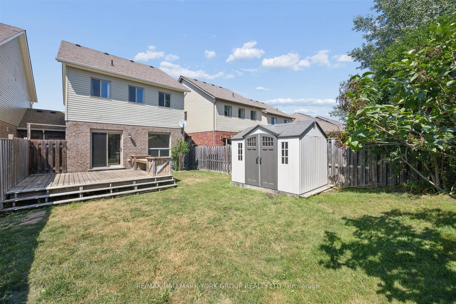 132 Banting Crescent Property Photo 33
