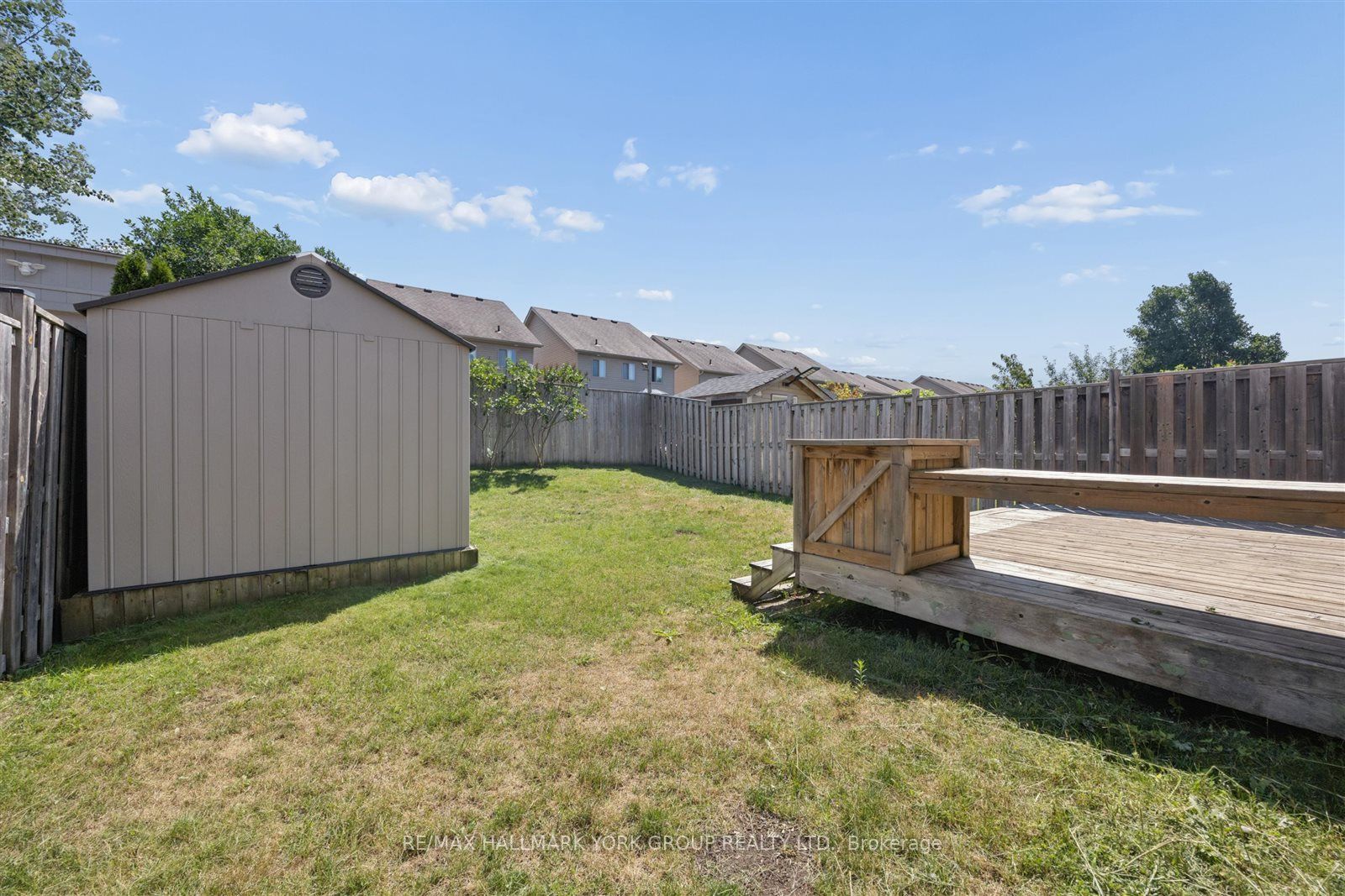 132 Banting Crescent Property Photo 35