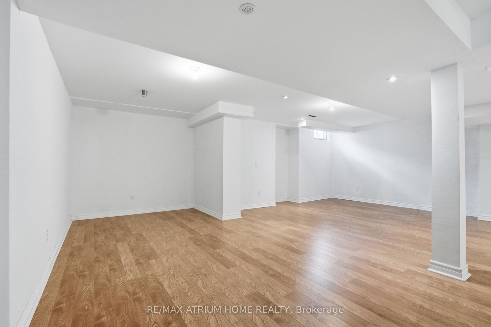 526 Mavrinac Boulevard Property Photo 34